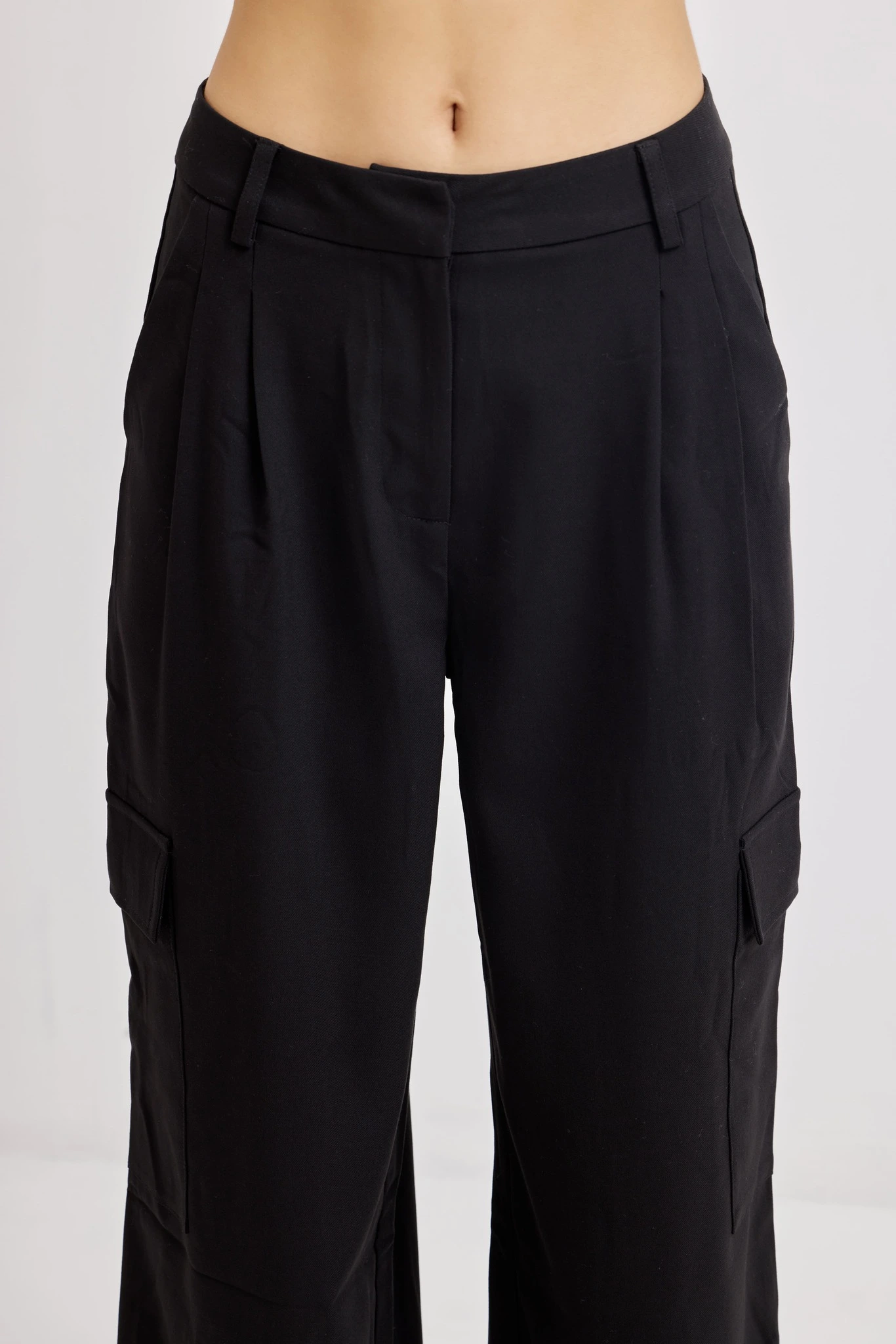 Брюки черный для женщин 42268-1 71