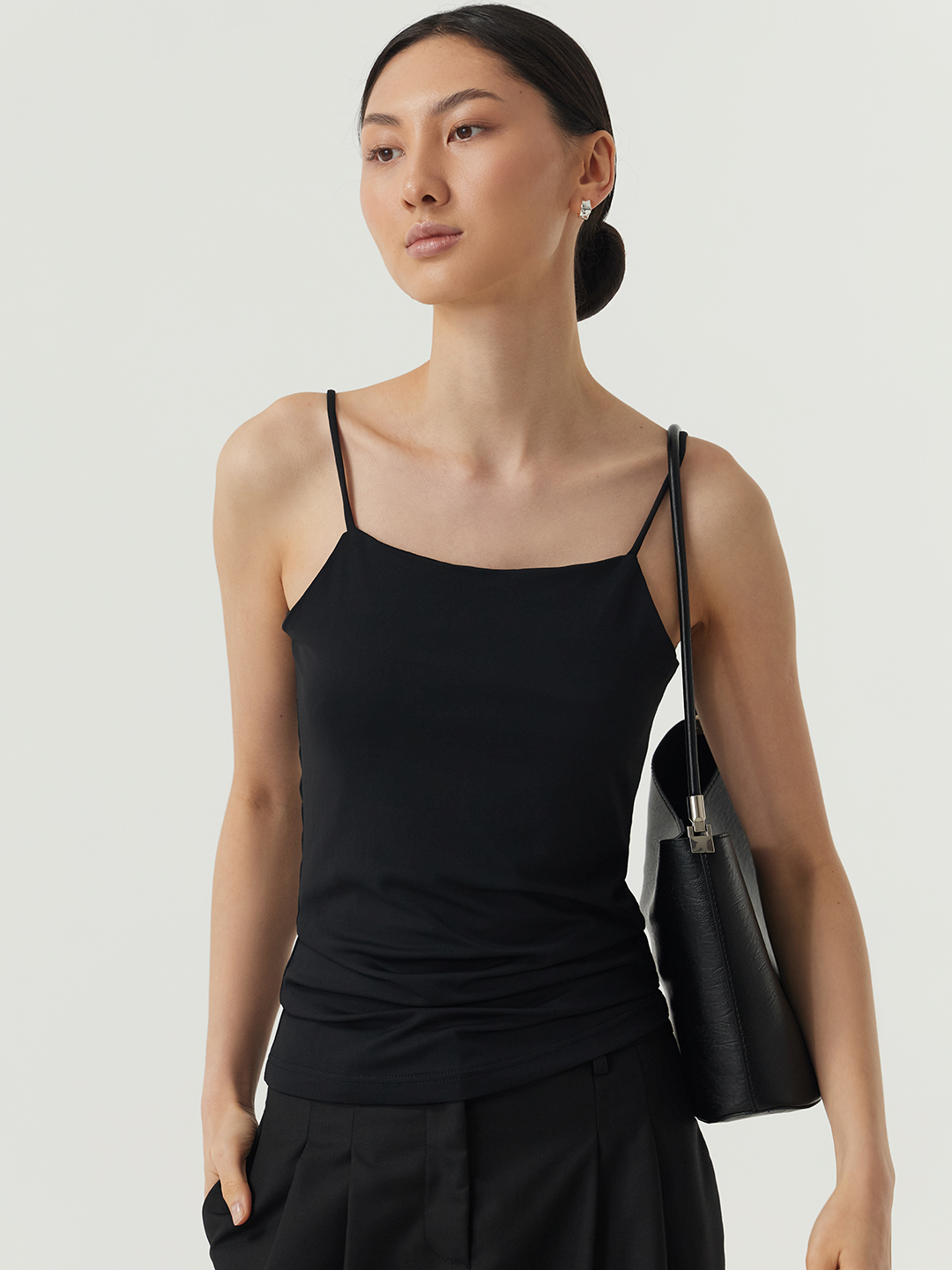 Топ черный для женщин 48195-1 46