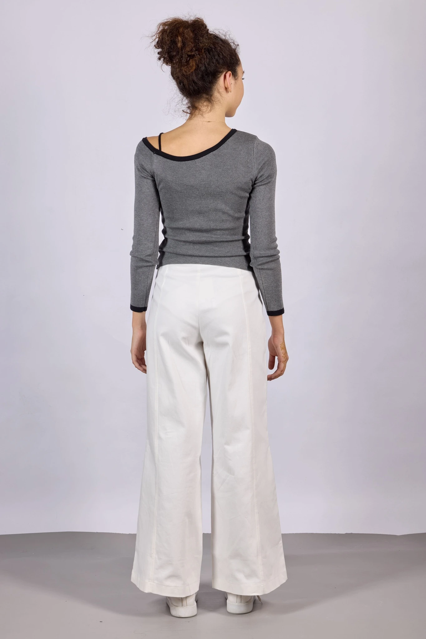 Джемпер серый для женщин 44128-61 60