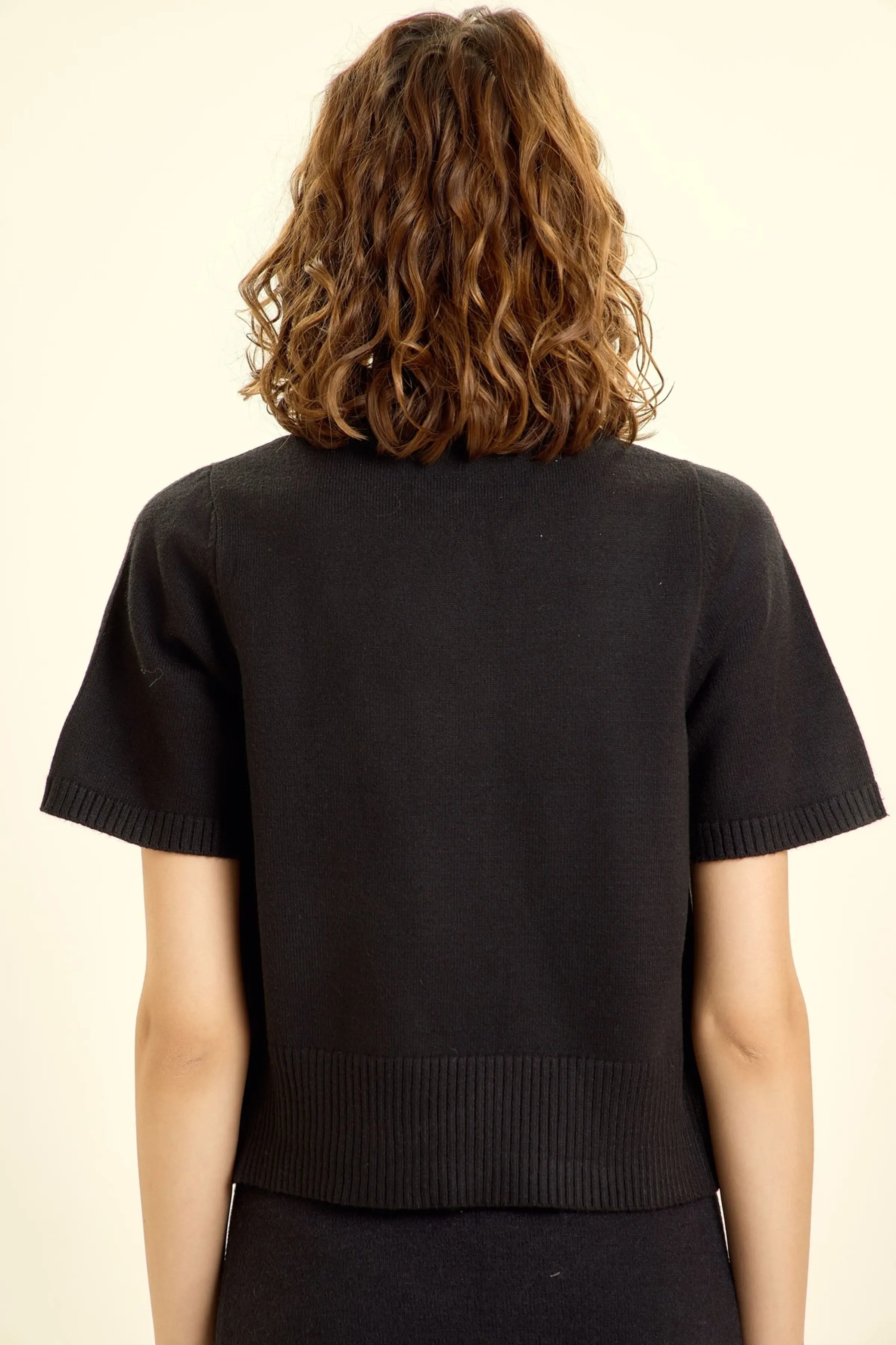 Кардиган черный для женщин 46153-1 50