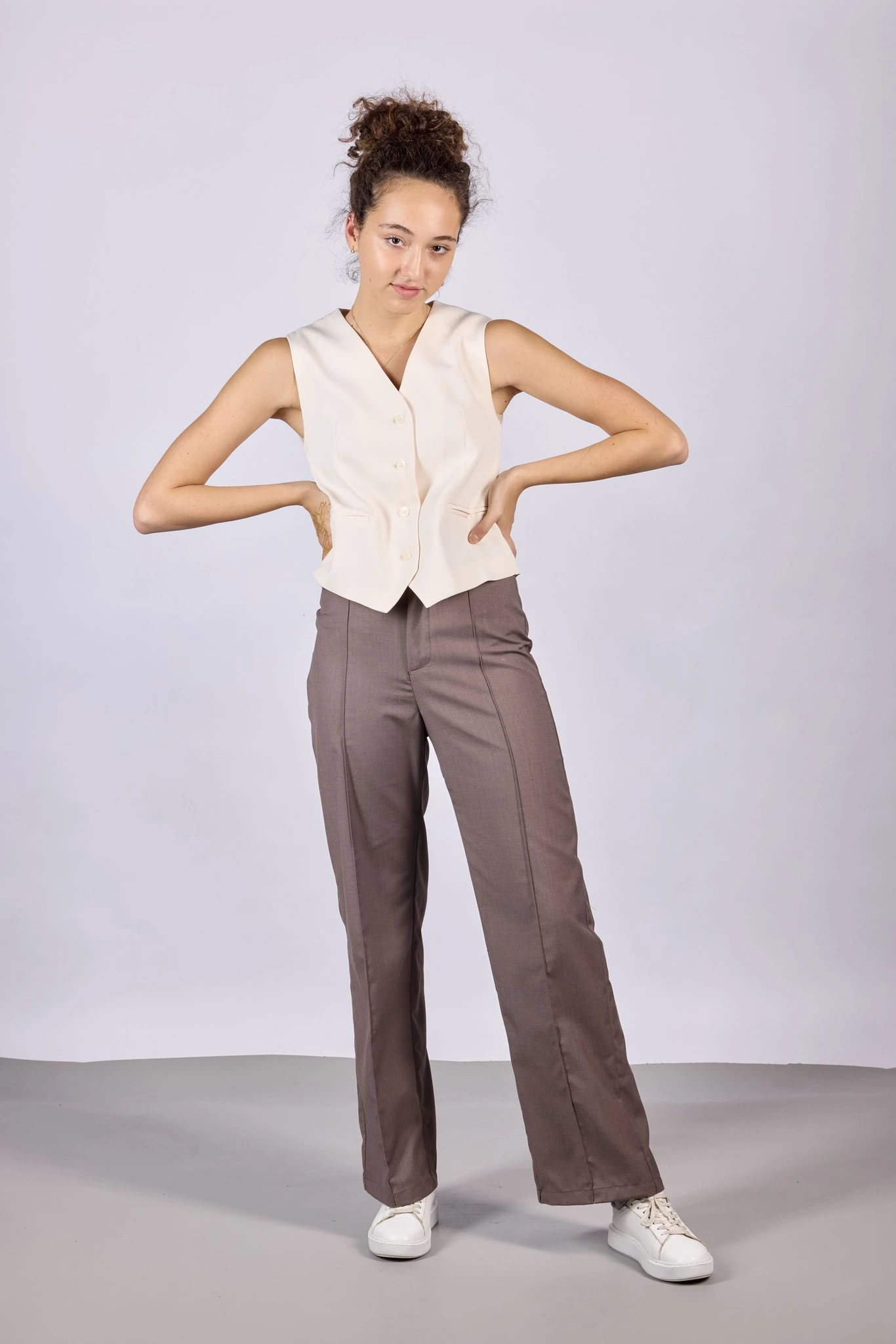 Жилетка бежевый для женщин 44108-15 68