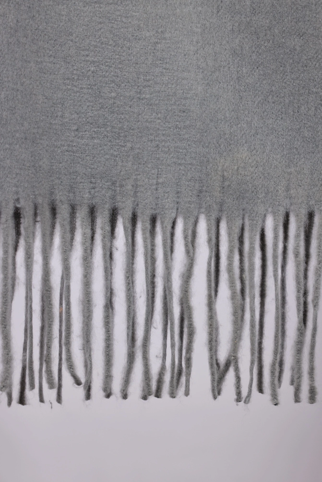 Шарф серый для женщин N-052-61 27