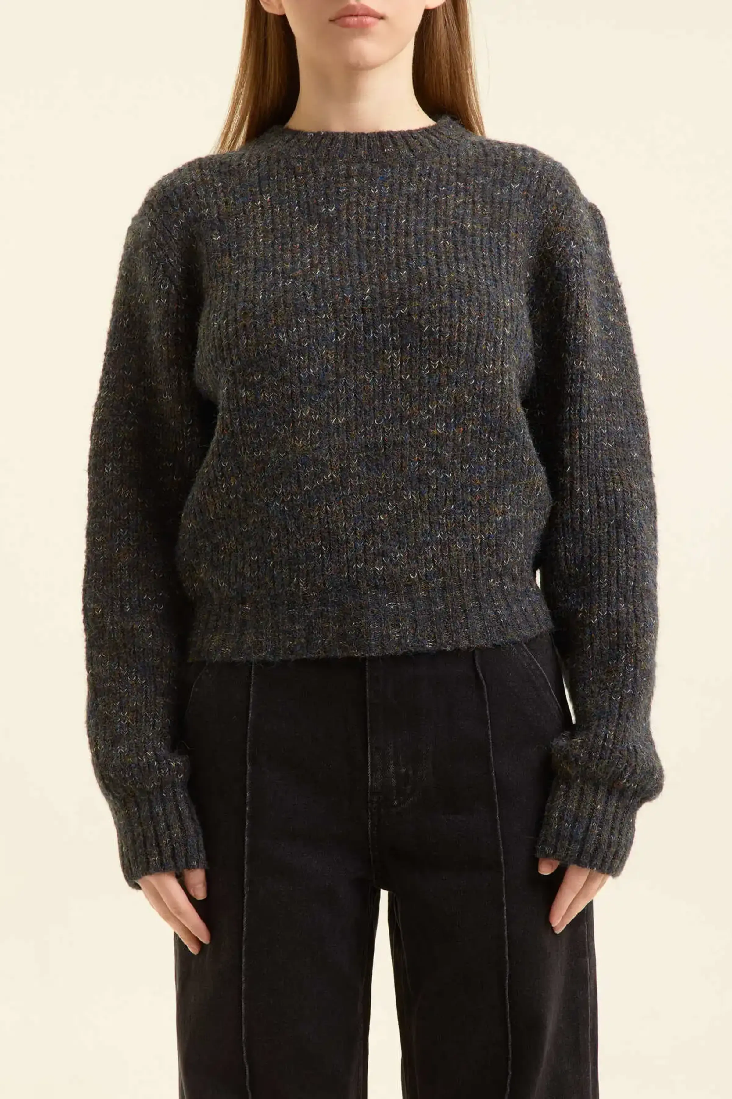 Свитер черный для женщин 47295-1 65