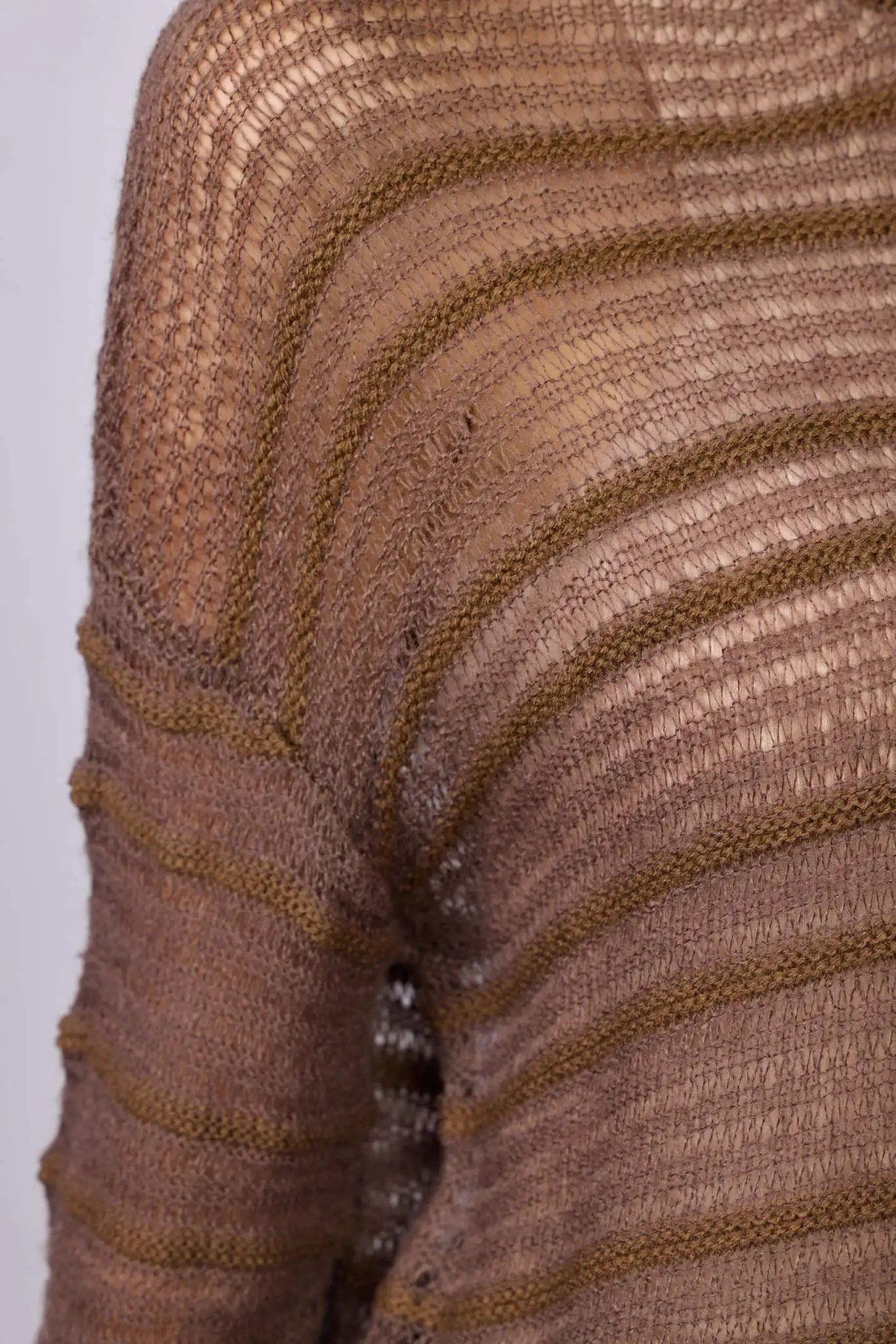 Джемпер коричневый для женщин 42233-13 60