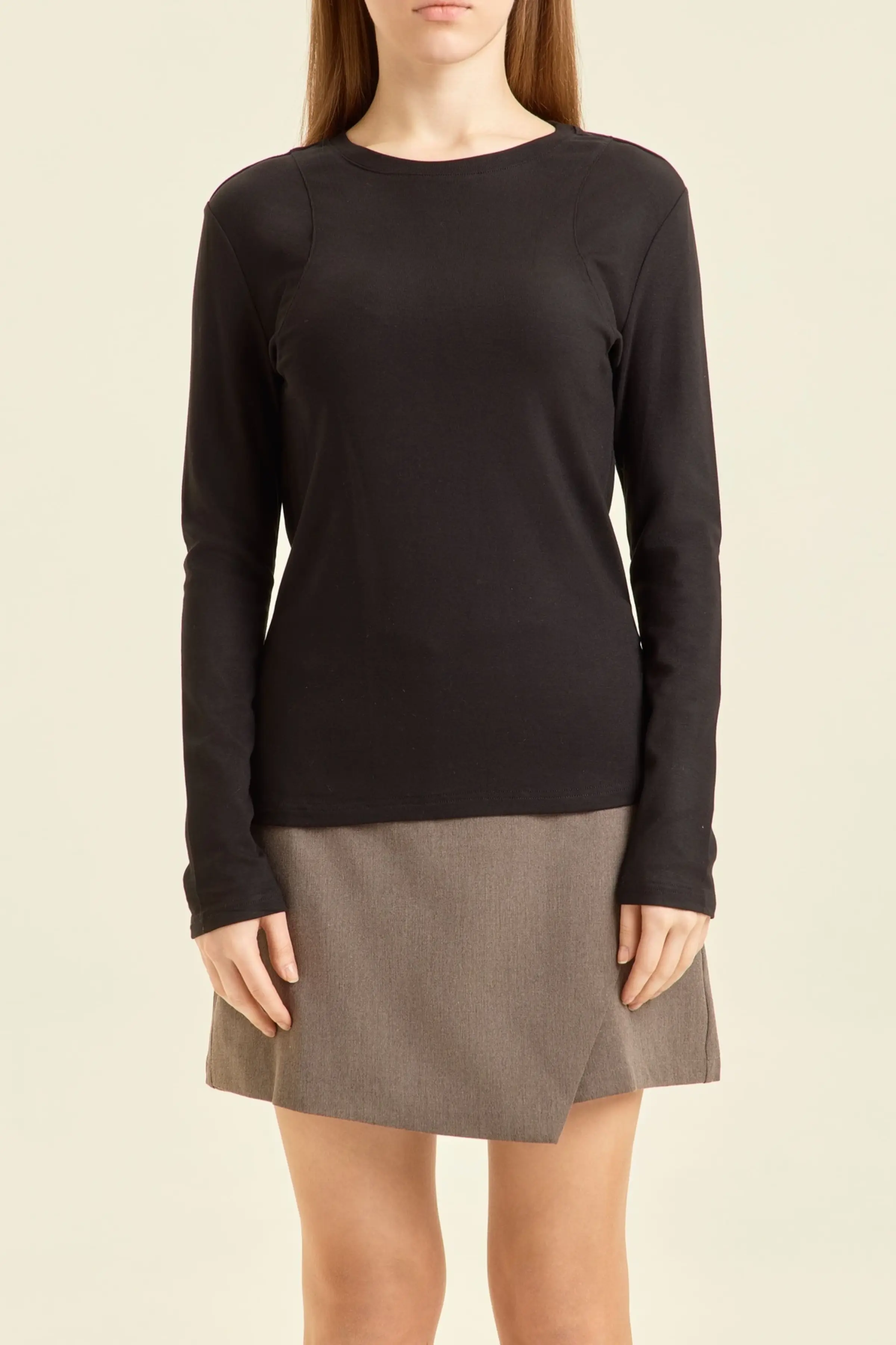 Лонгслив черный для женщин 47241-1 59