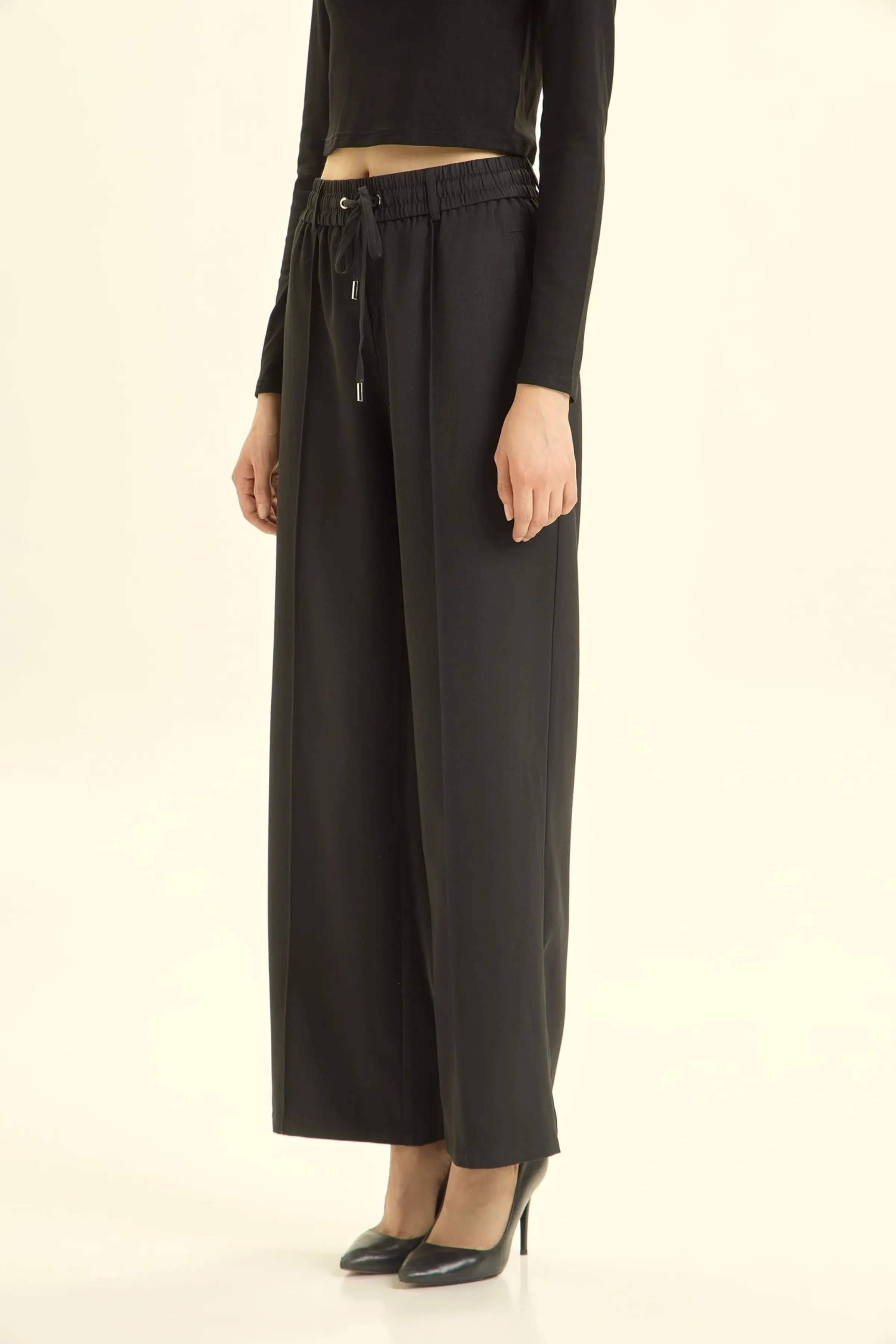 Брюки черный для женщин 46200-1 71