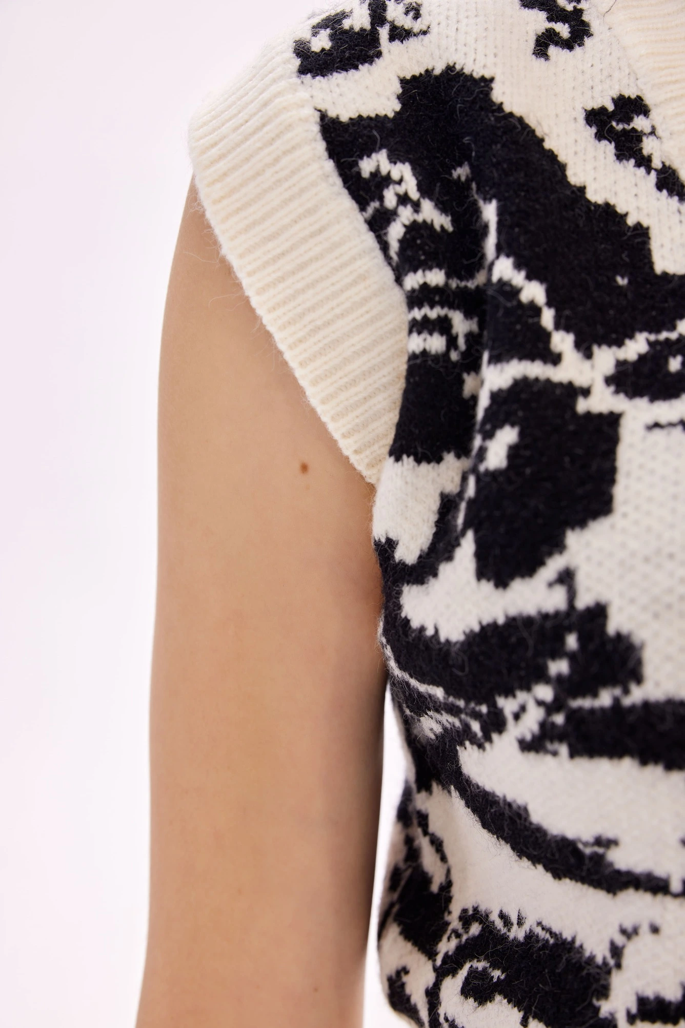 Жилетка белый для женщин 39248-4 68