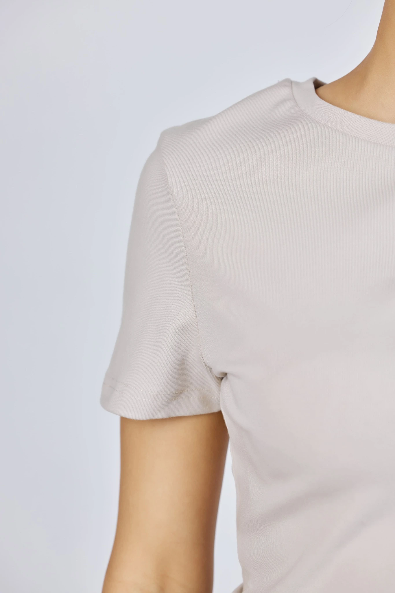 Футболка бежевый для женщин 43243-15 67