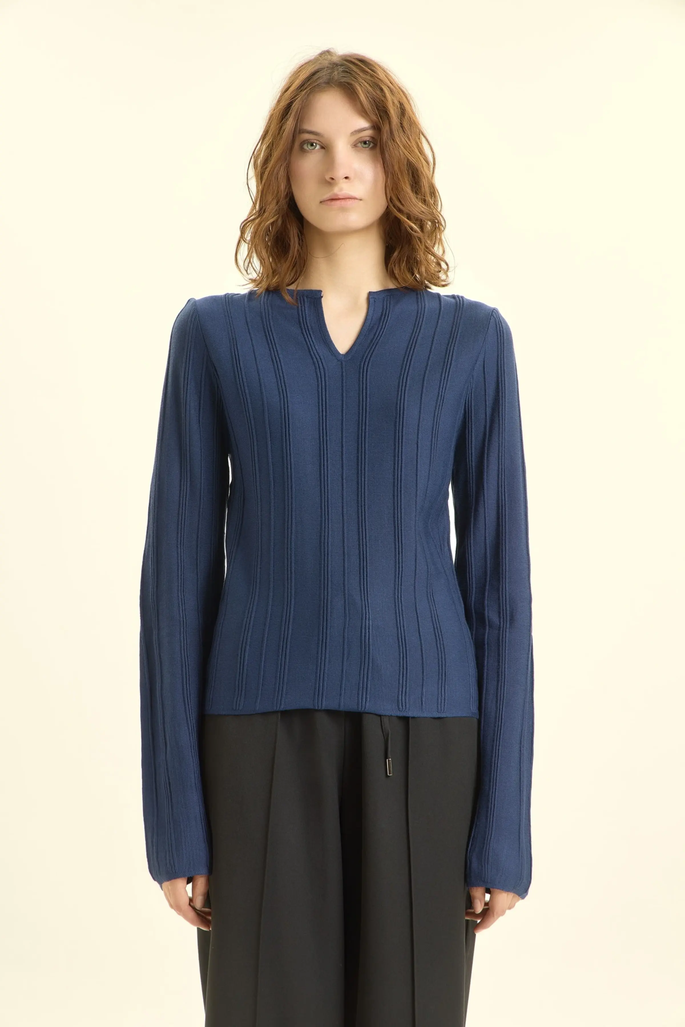 Джемпер синий для женщин 46169-65 60