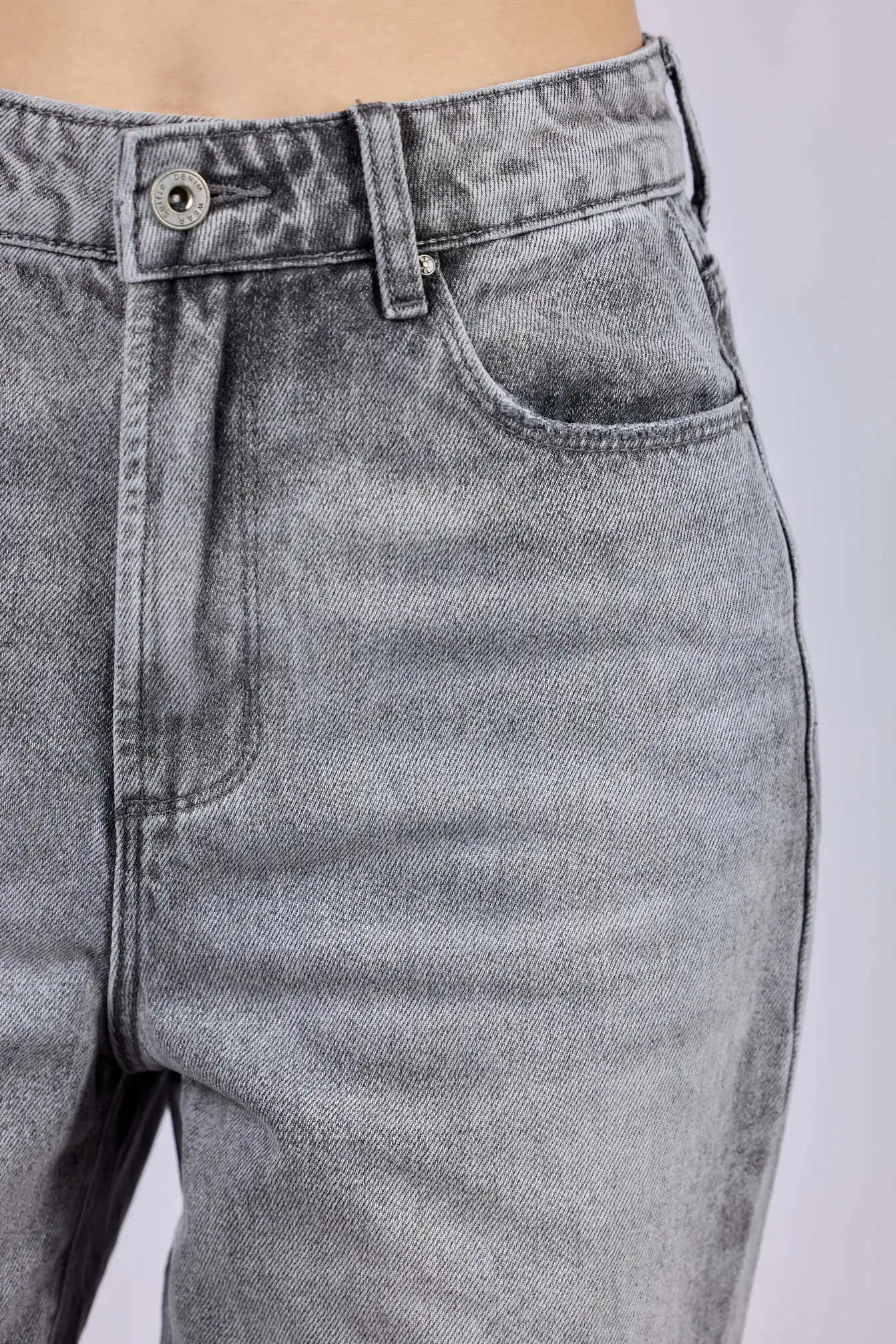 Джинсы серый для женщин 43350-61 74