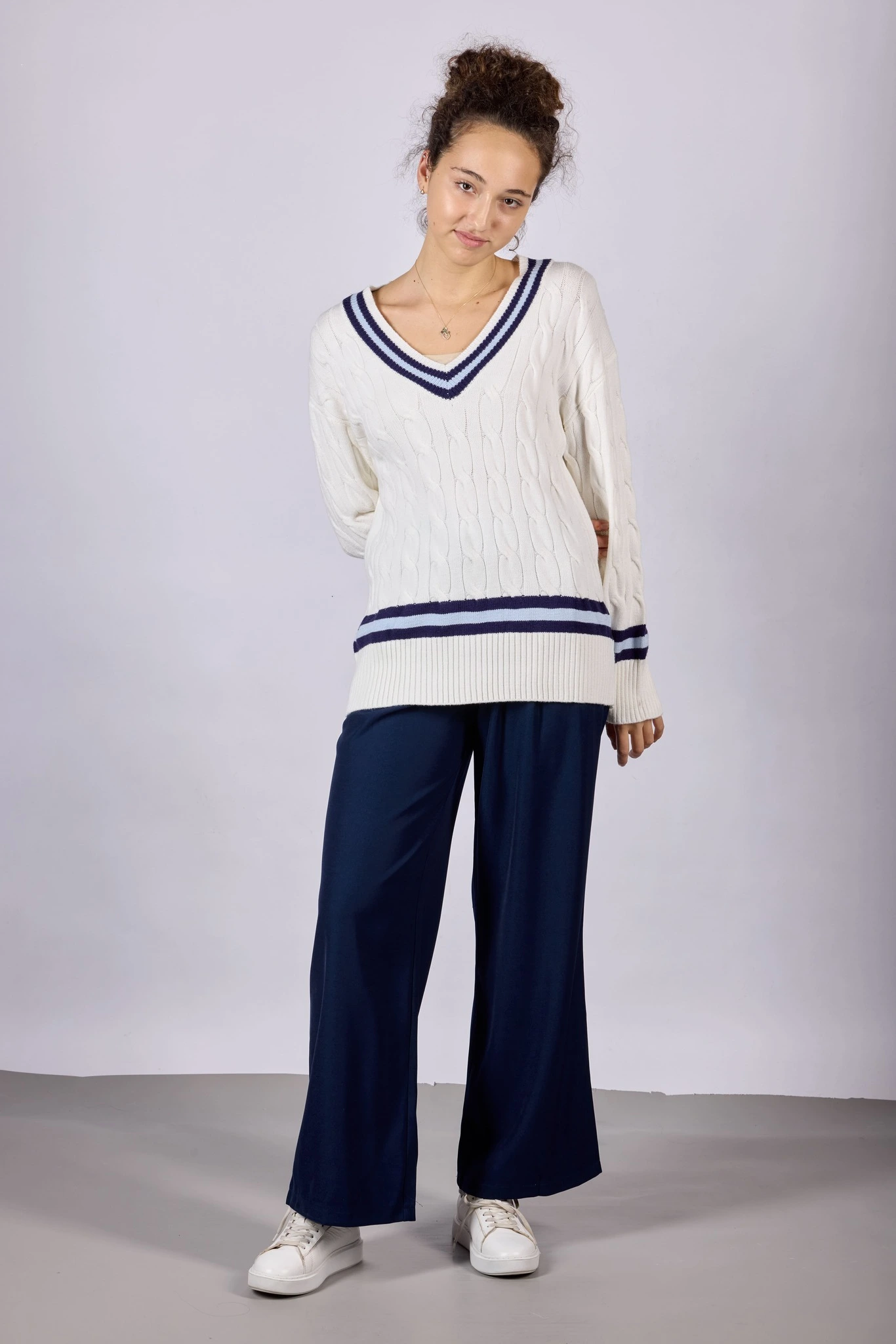 Джемпер бело-синяя полоска для женщин 44105-48 60