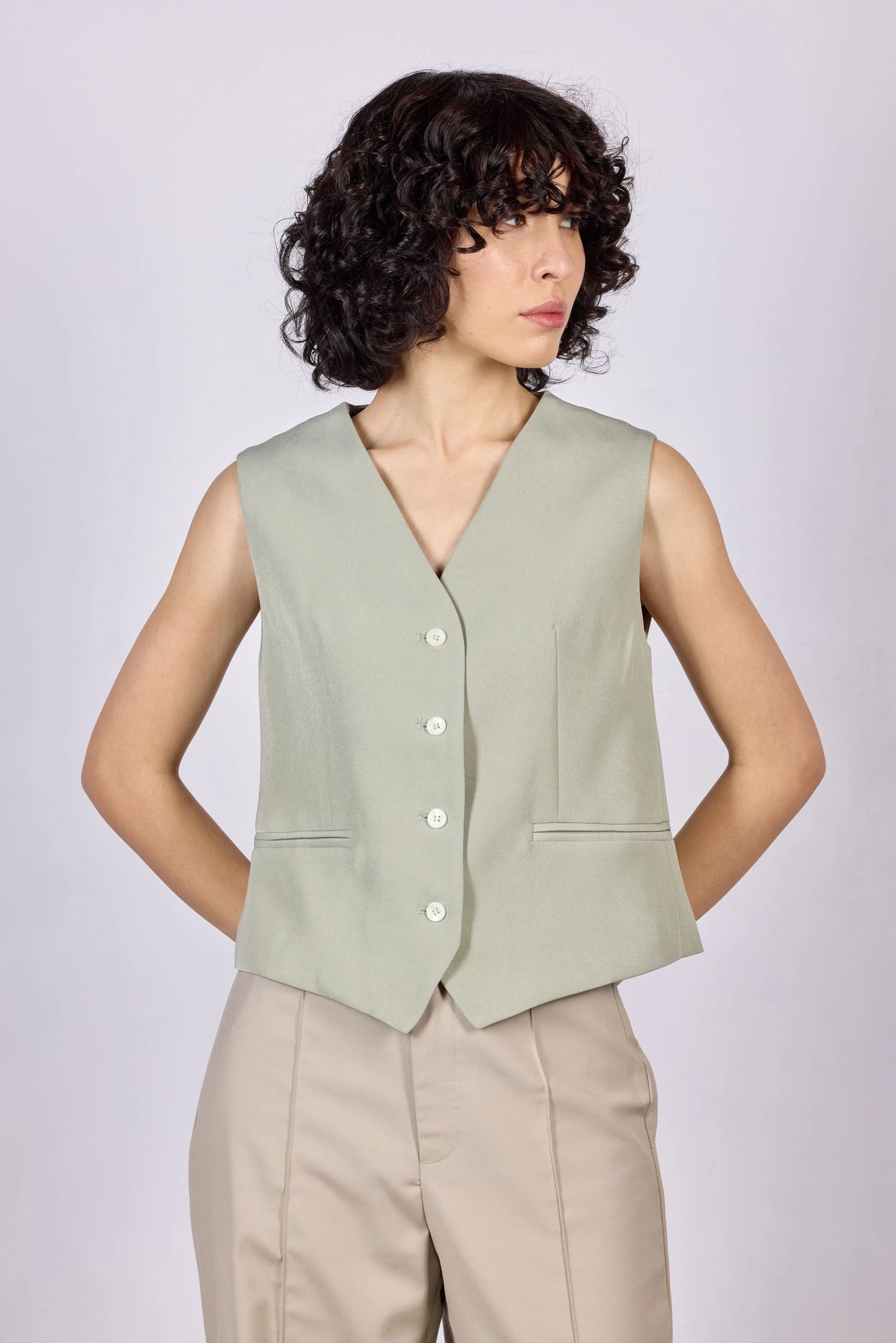 Жилетка светло-зеленый для женщин 44108-8 68