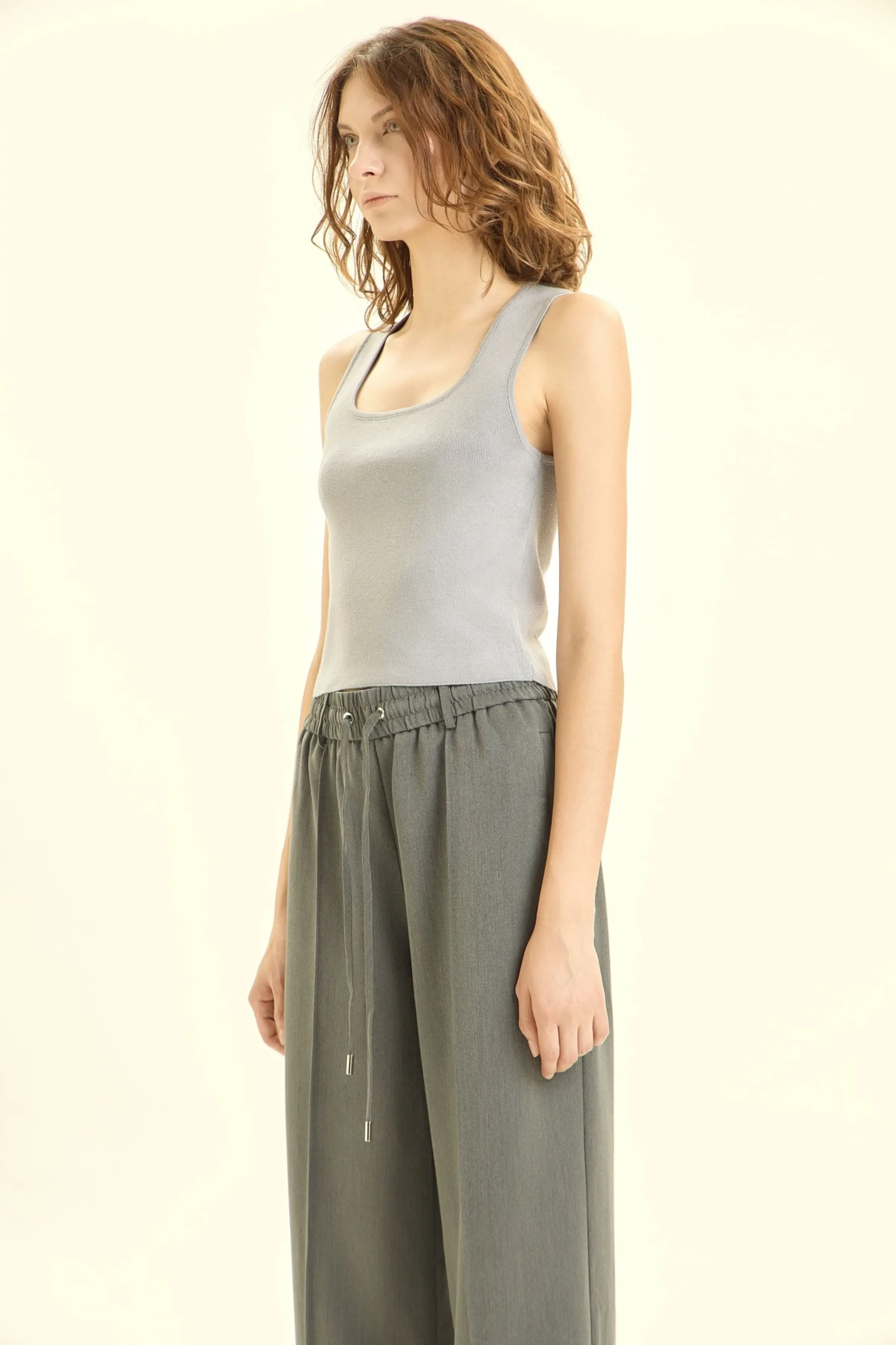 Топ серый для женщин 46189-61 46