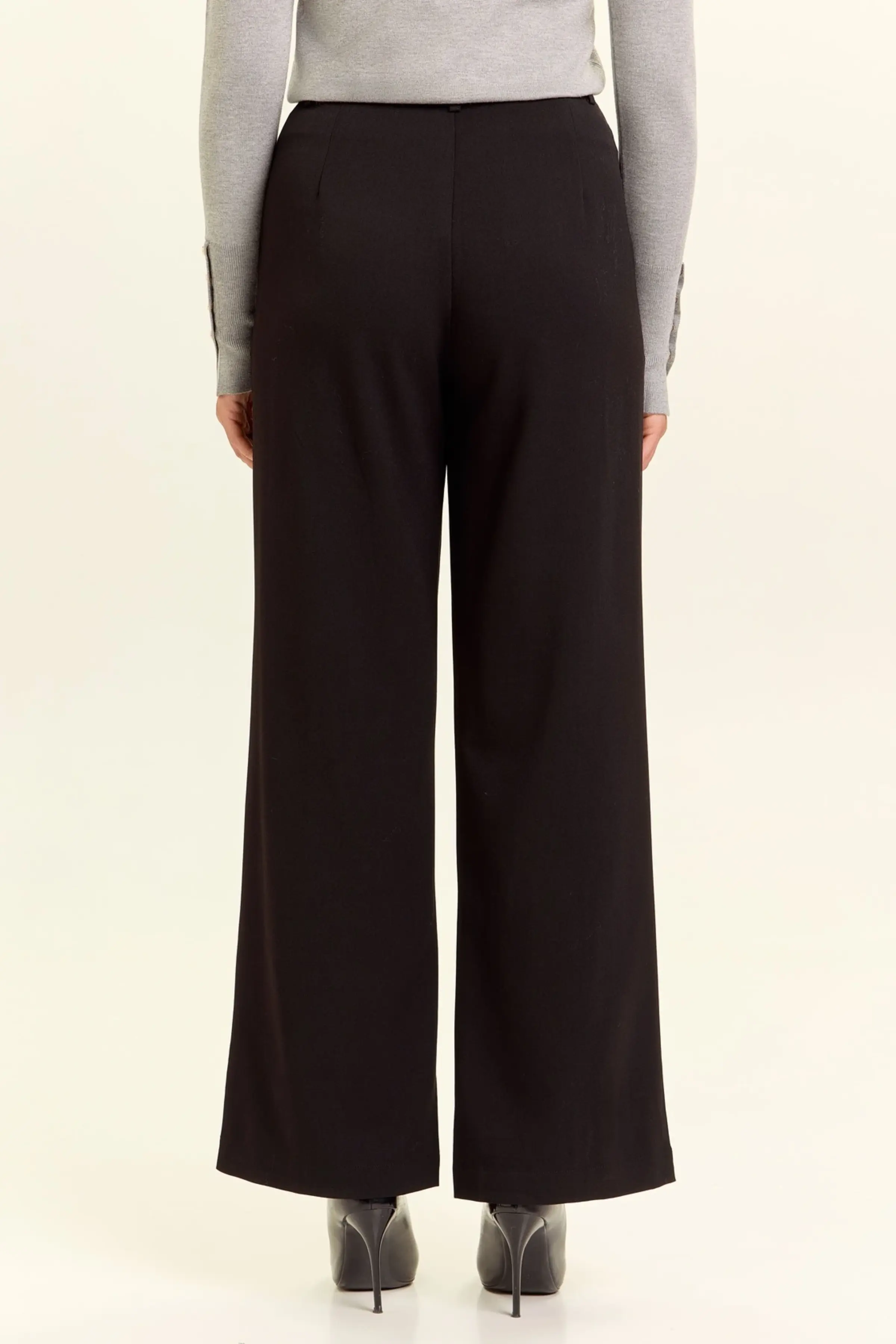 Брюки черный для женщин 47141-1 71