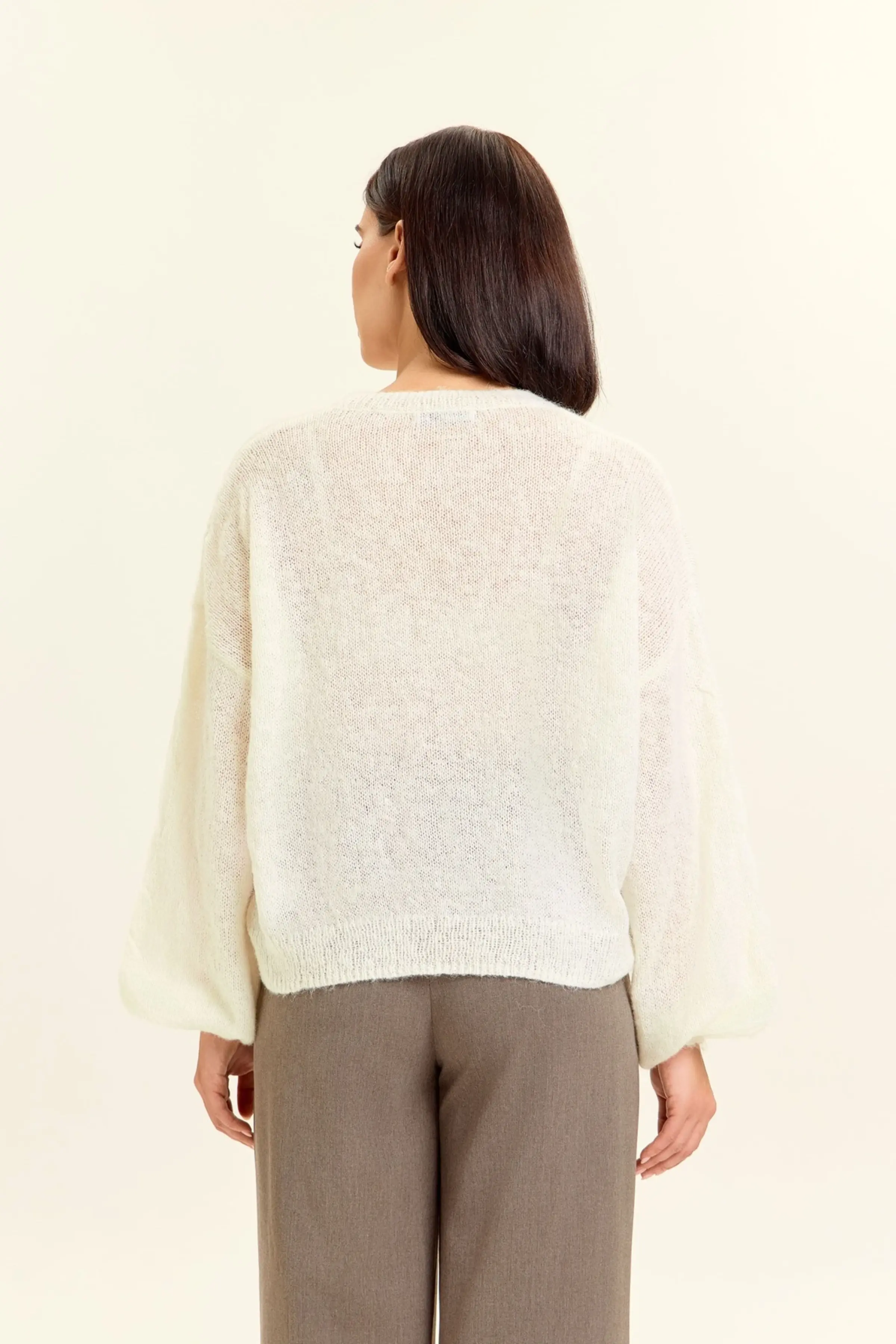 Свитер белый для женщин 47142-4 65