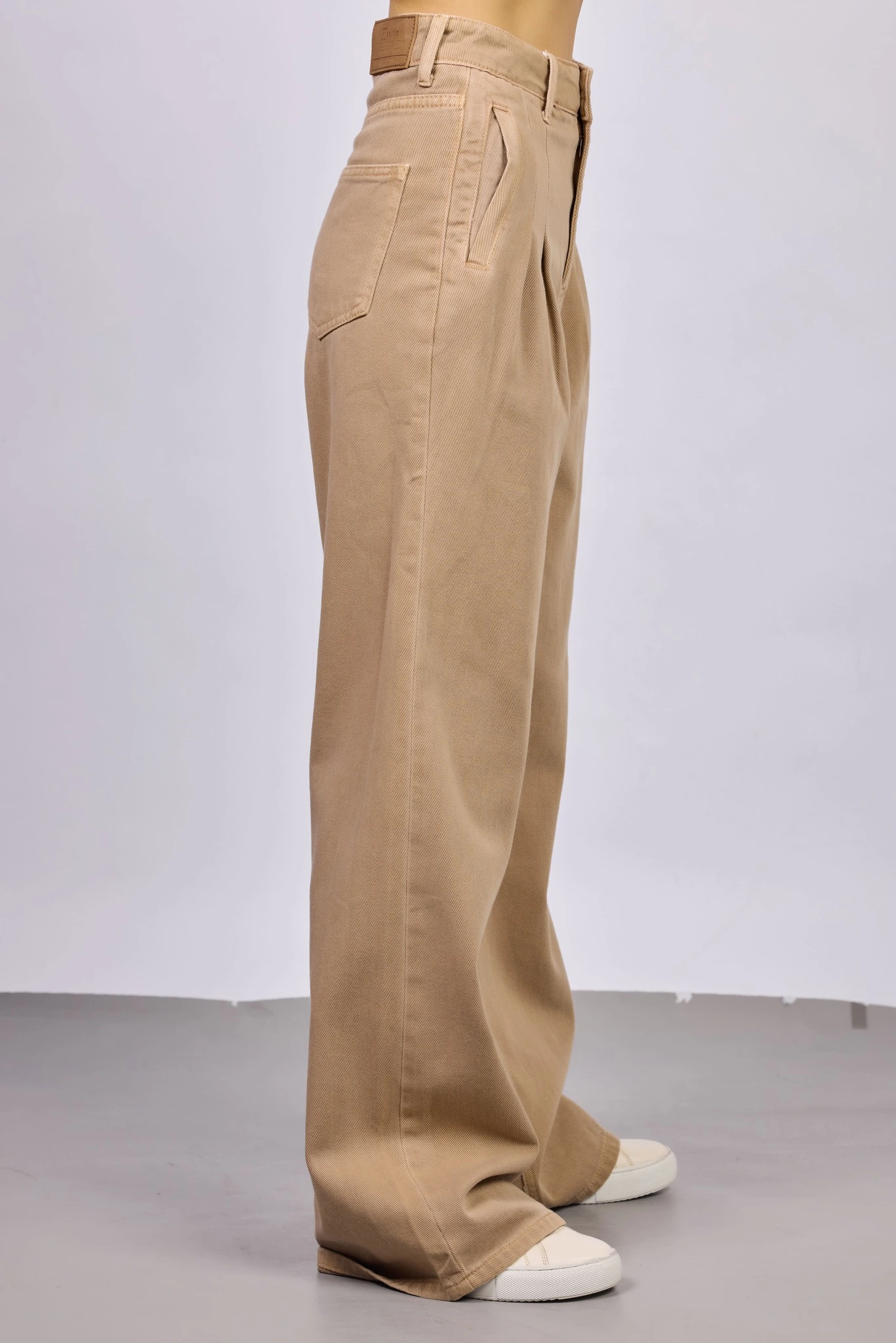 Джинсы коричневый для женщин 42237-13 74