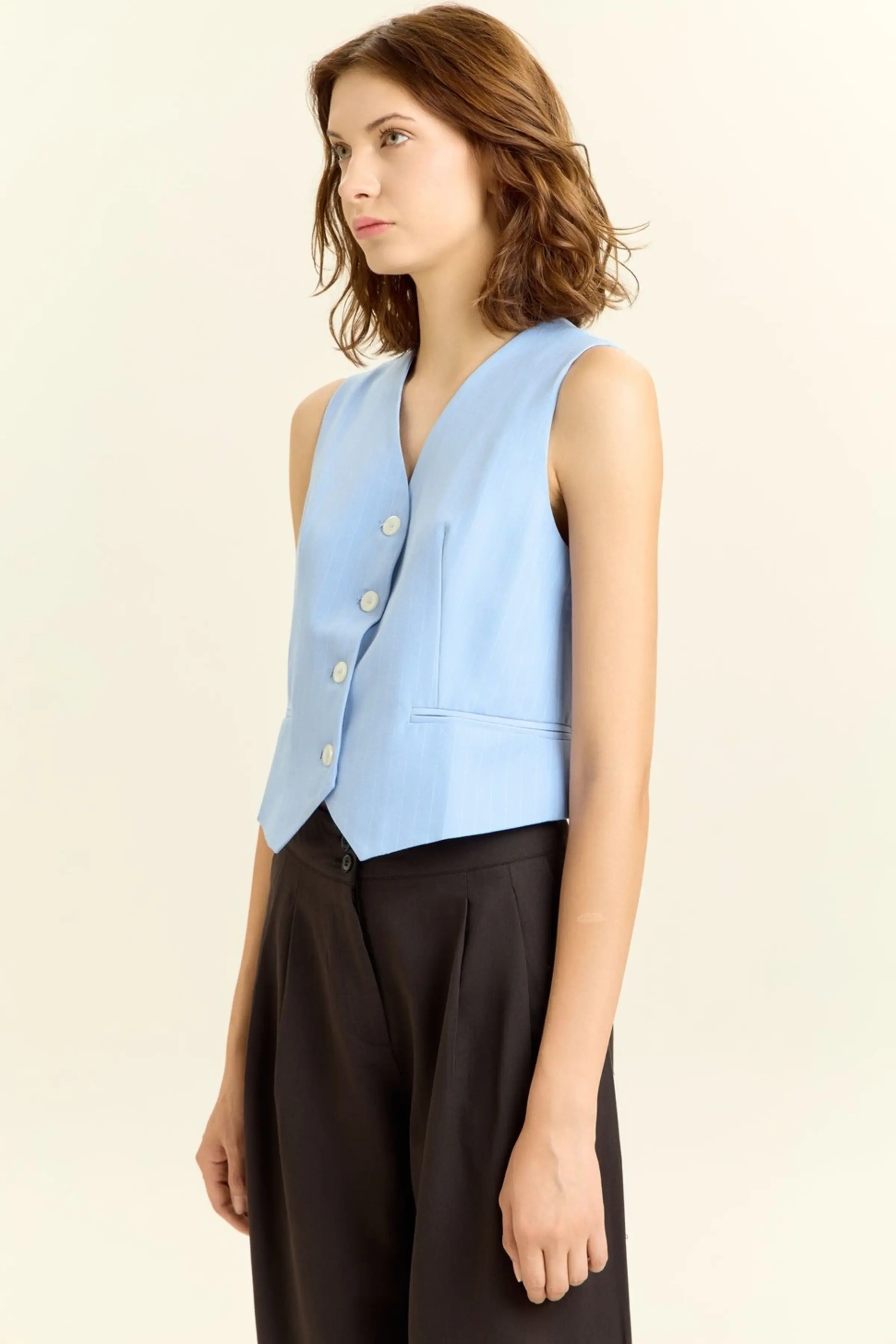 Жилетка бело-голубая полоска для женщин 45108-47 68