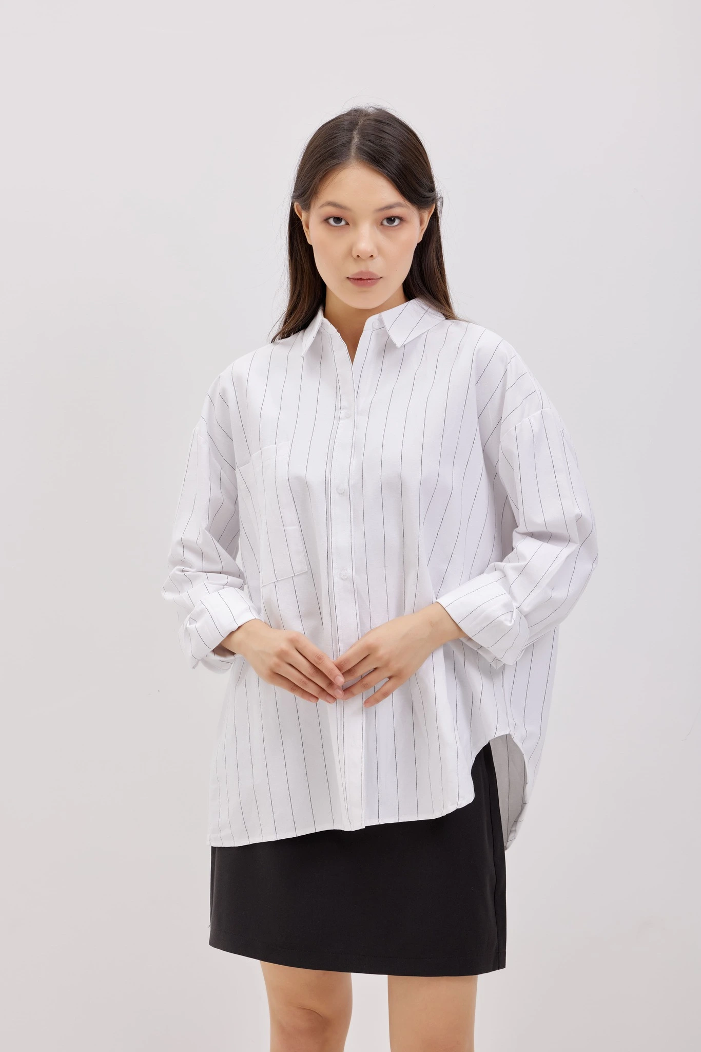 Рубашка бело-черная полоска для женщин 42248-46 66