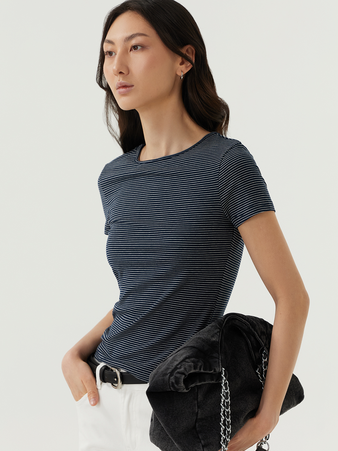 Футболка бело-синяя полоска для женщин 48278-48 67