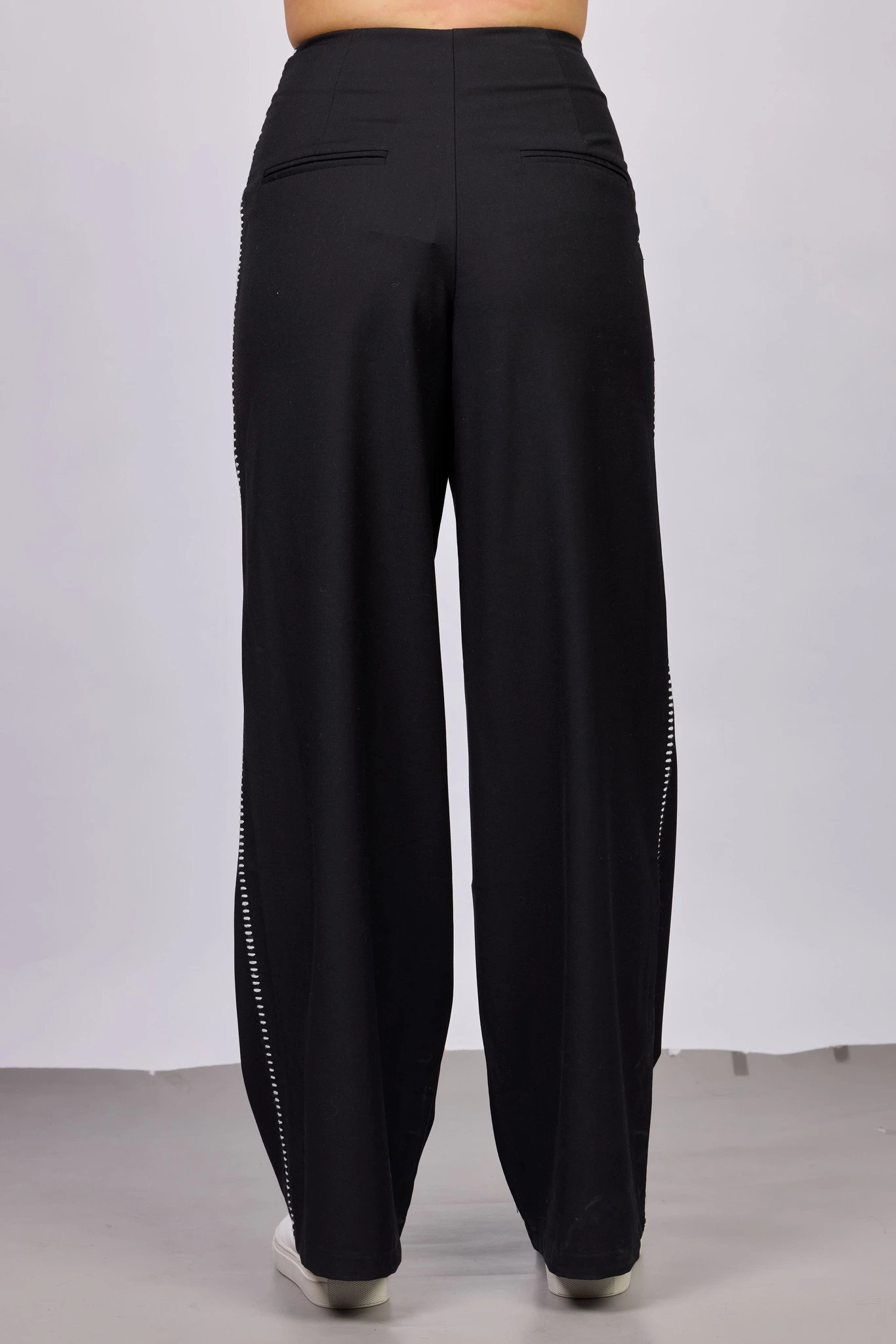 Брюки черный для женщин 42221-1 71