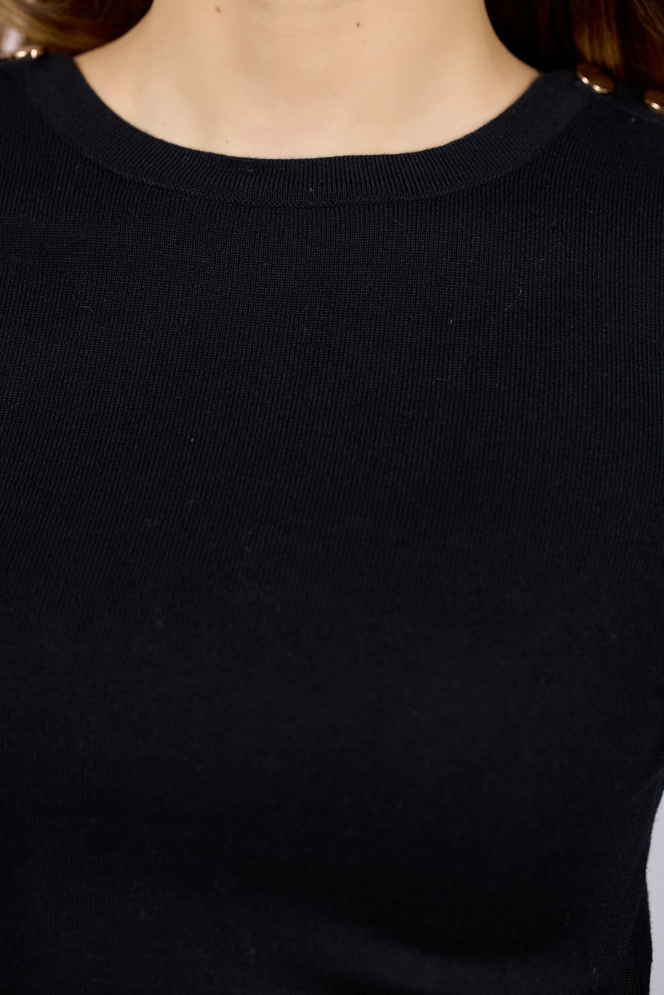 Джемпер черный для женщин 43157-1 60