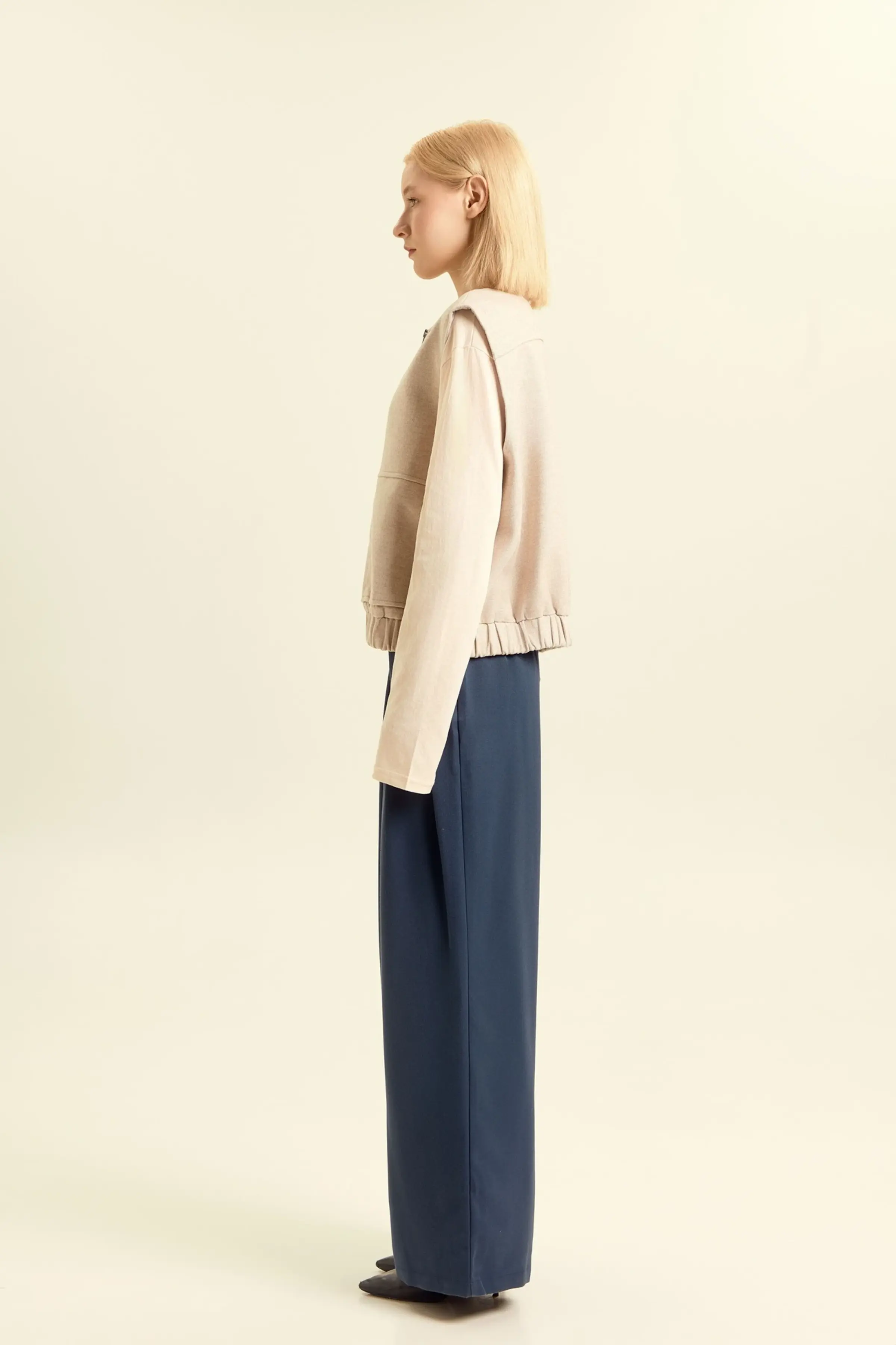 Жилетка бежевый для женщин 46259-15 58