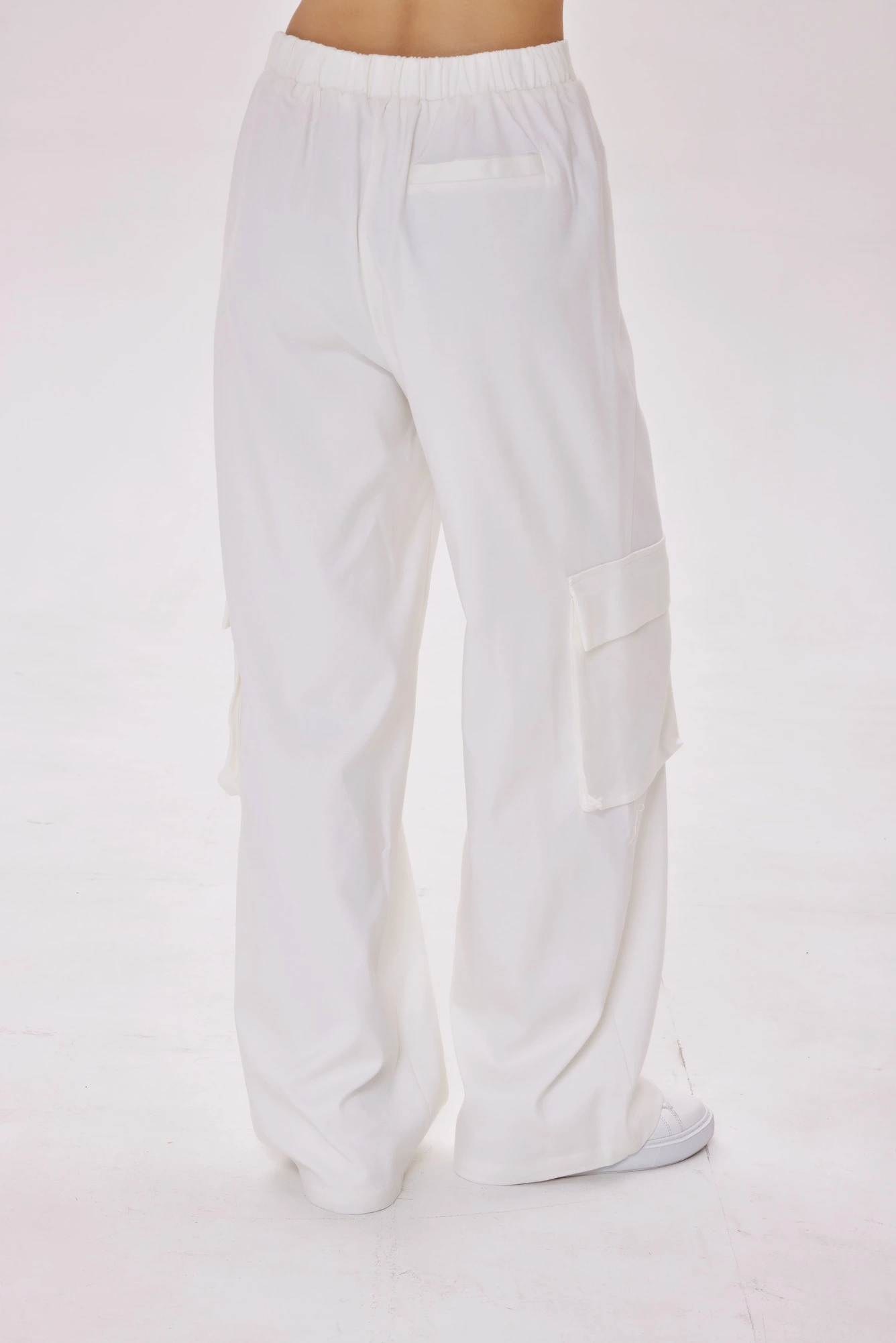 Брюки белый для женщин 40199-4 71