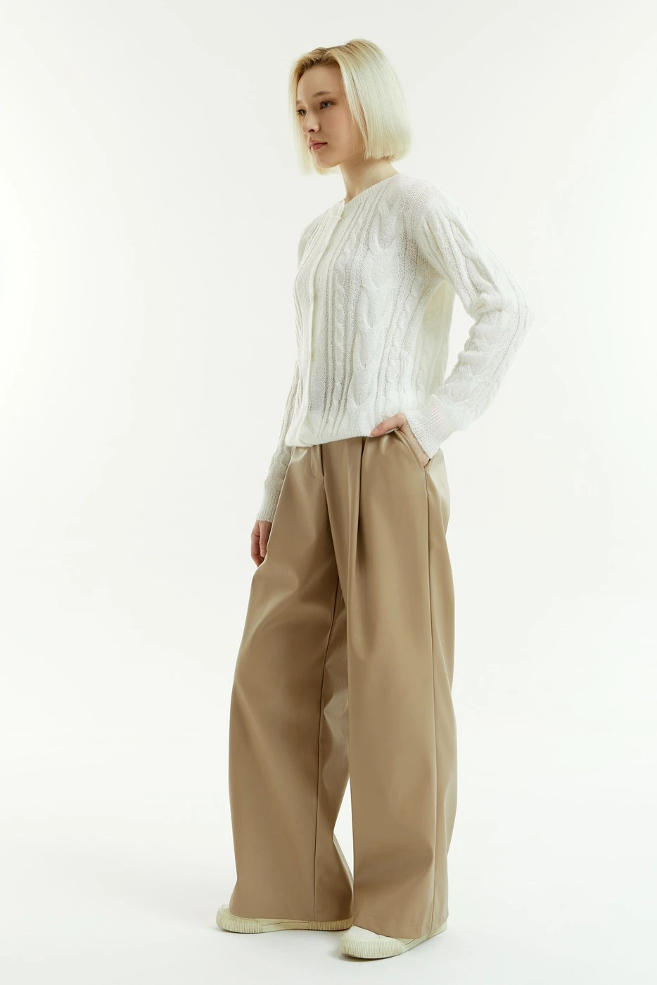 Брюки бежевый для женщин 43110-15 71