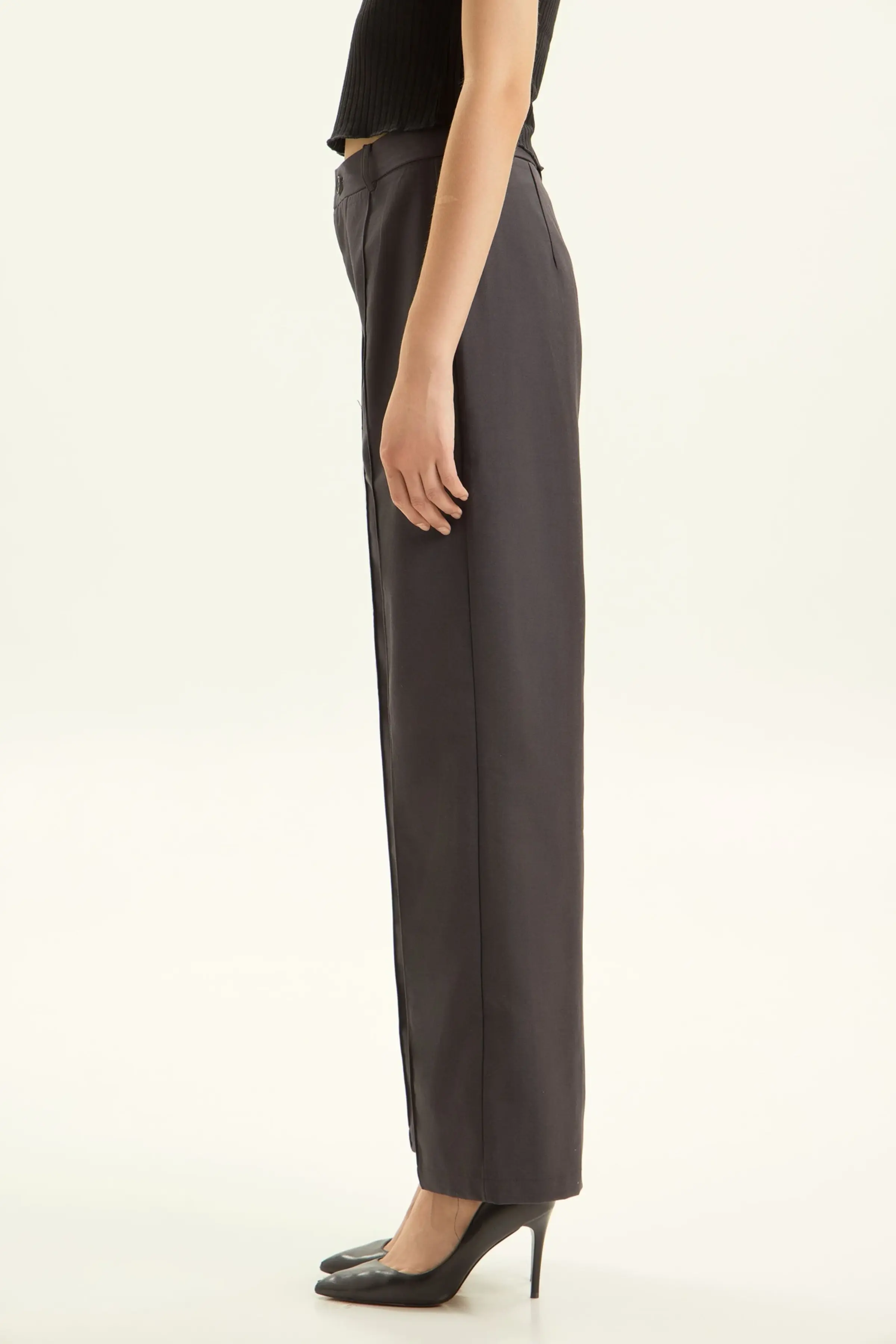 Брюки черный для женщин 44295-1 71