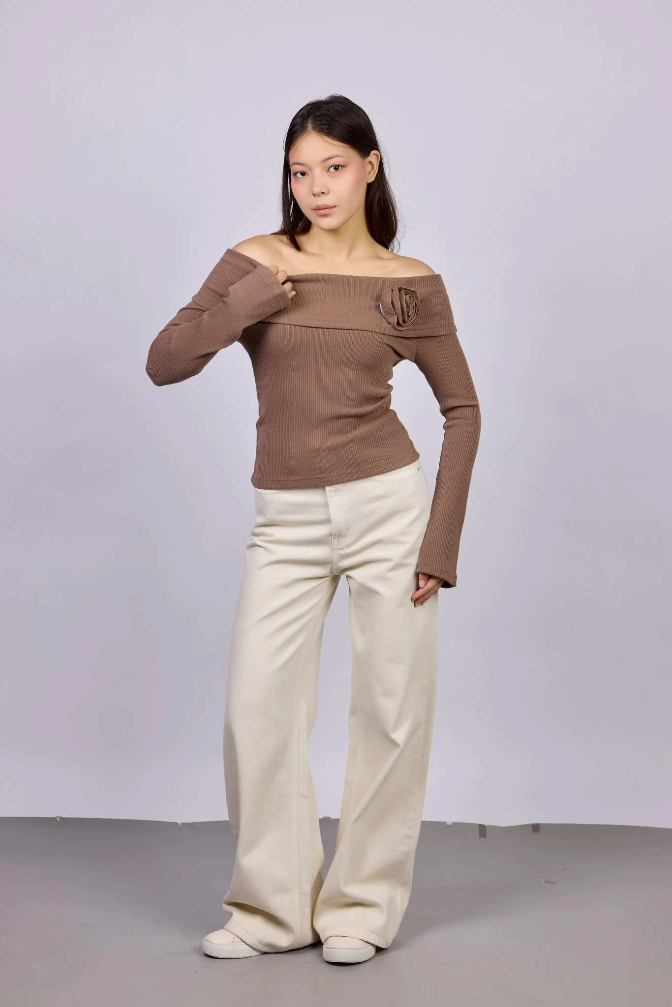 Лонгслив коричневый для женщин 42200-13 59