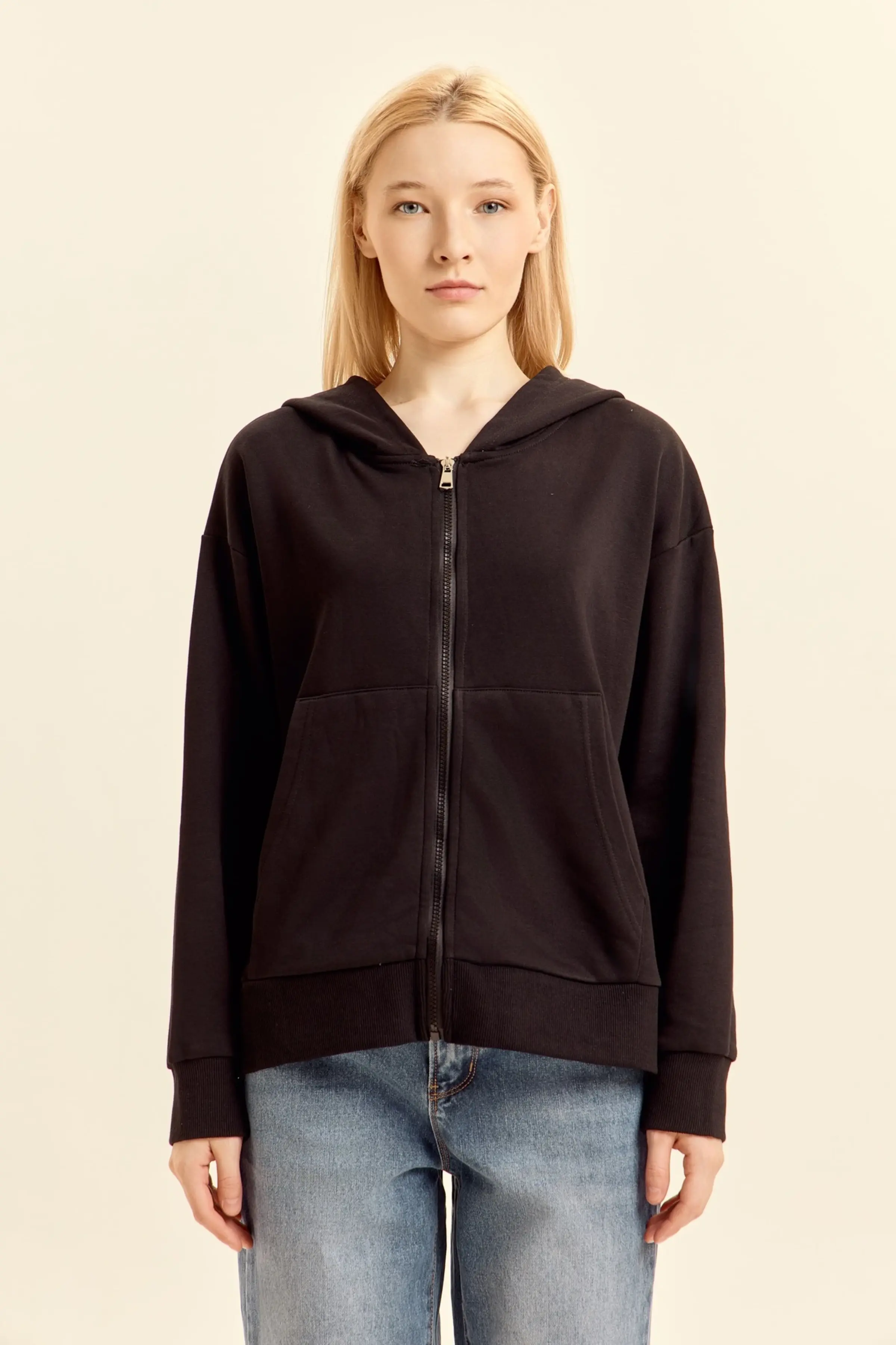 Джемпер черный для женщин 46167-1 60