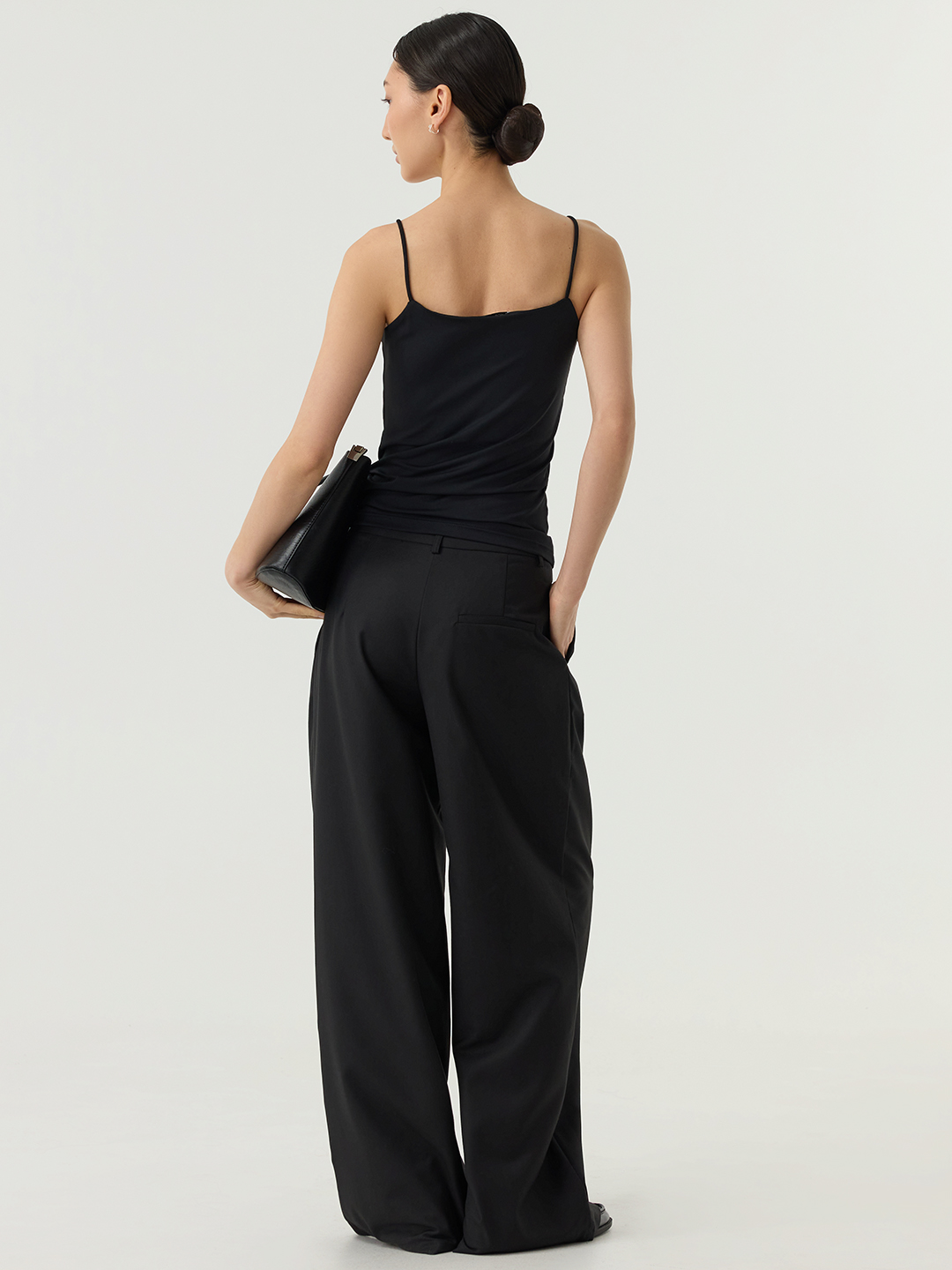 Топ черный для женщин 48195-1 46