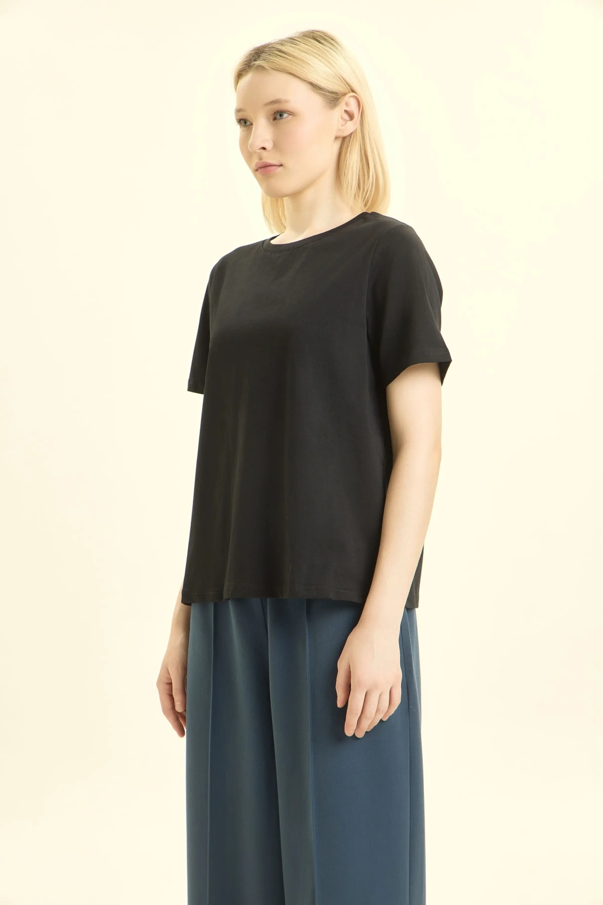 Футболка черный для женщин 46193-1 67