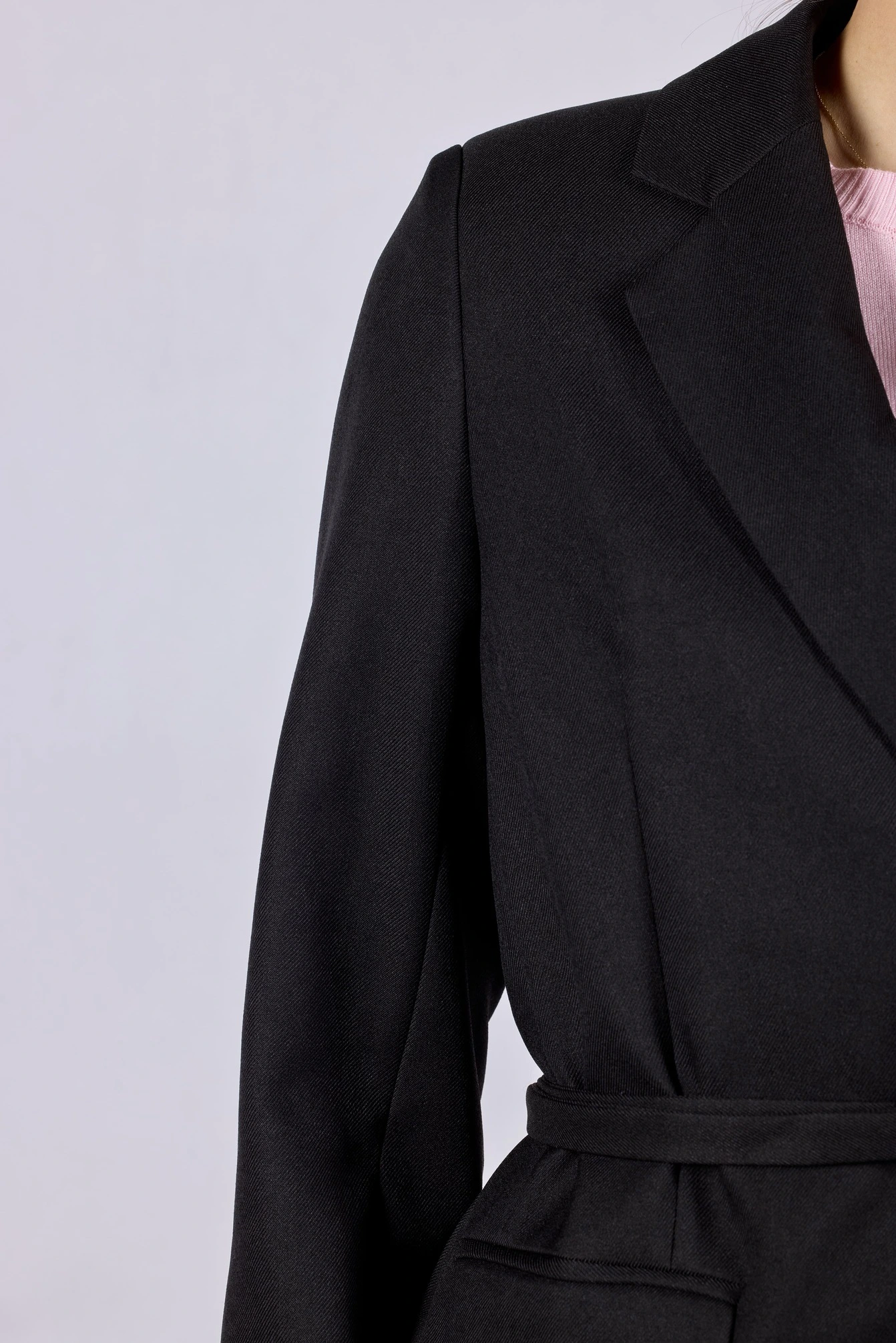 Жакет черный для женщин 44131-1 64