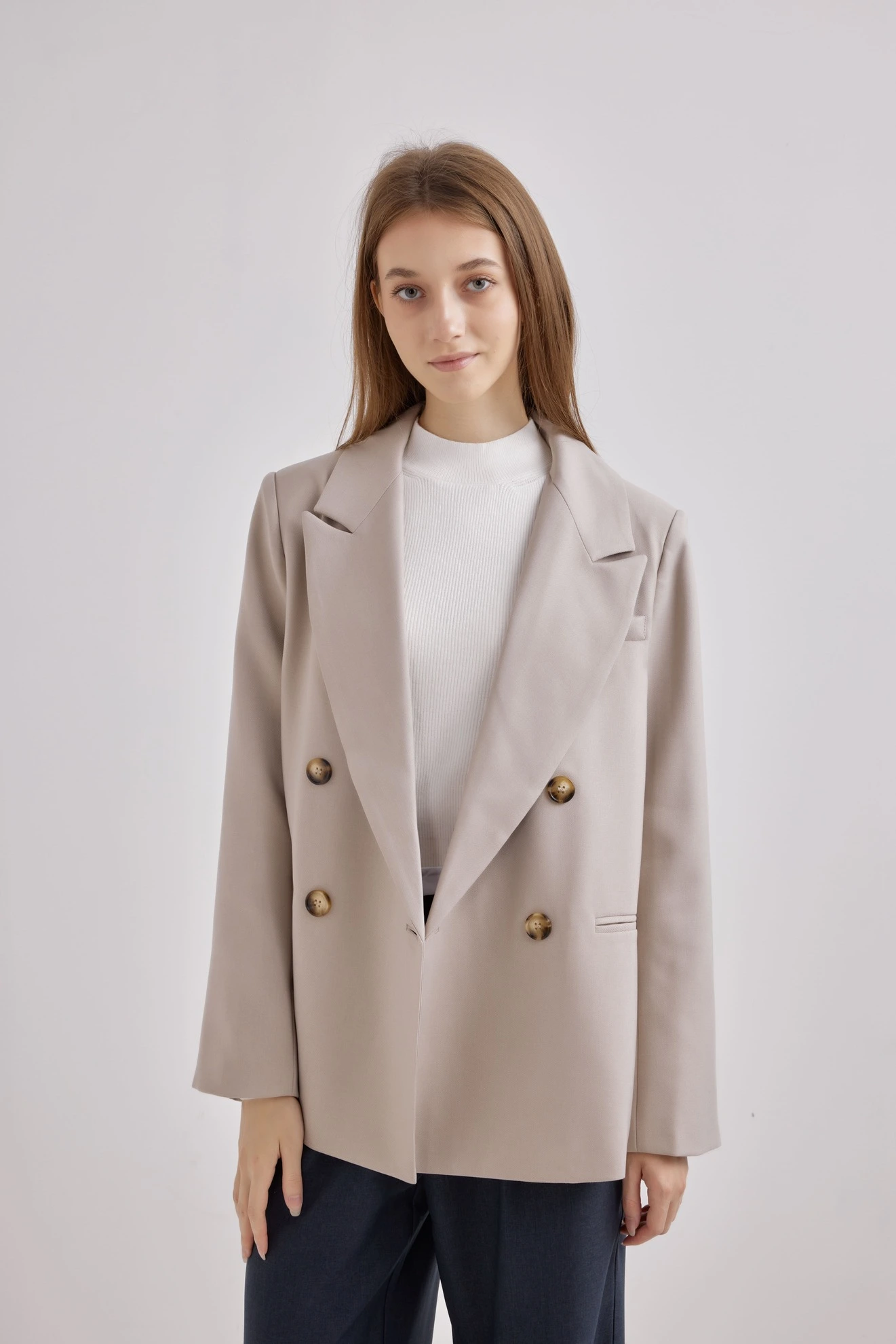 Жакет бежевый для женщин 42119-15 64