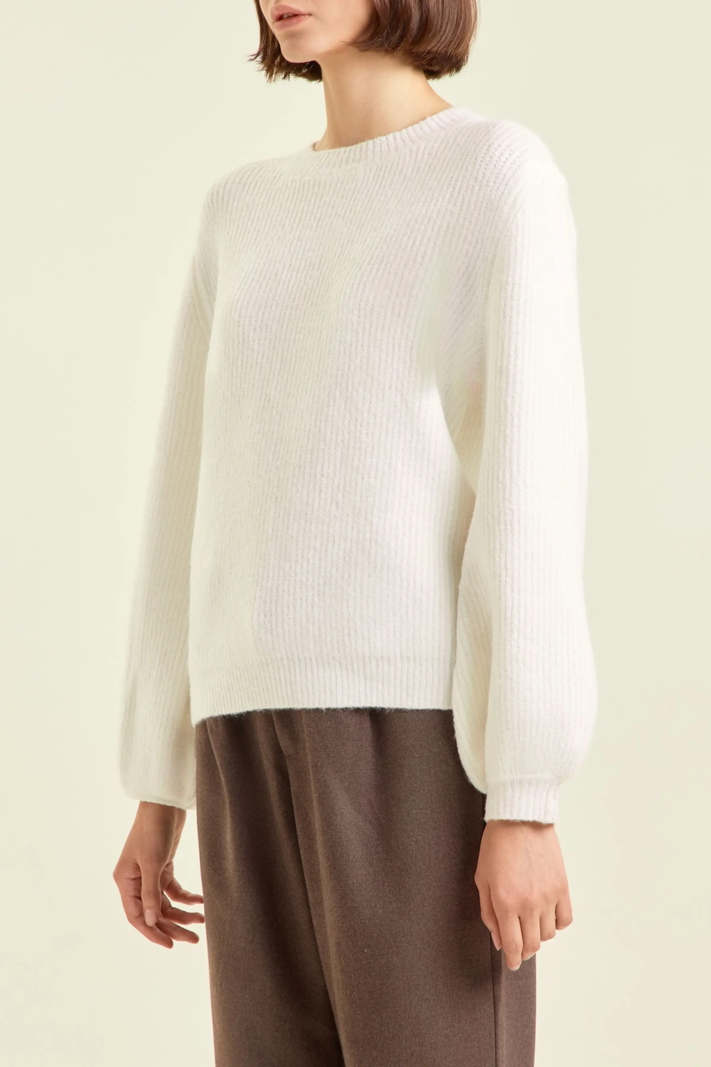 Свитер белый для женщин 47293-4 65