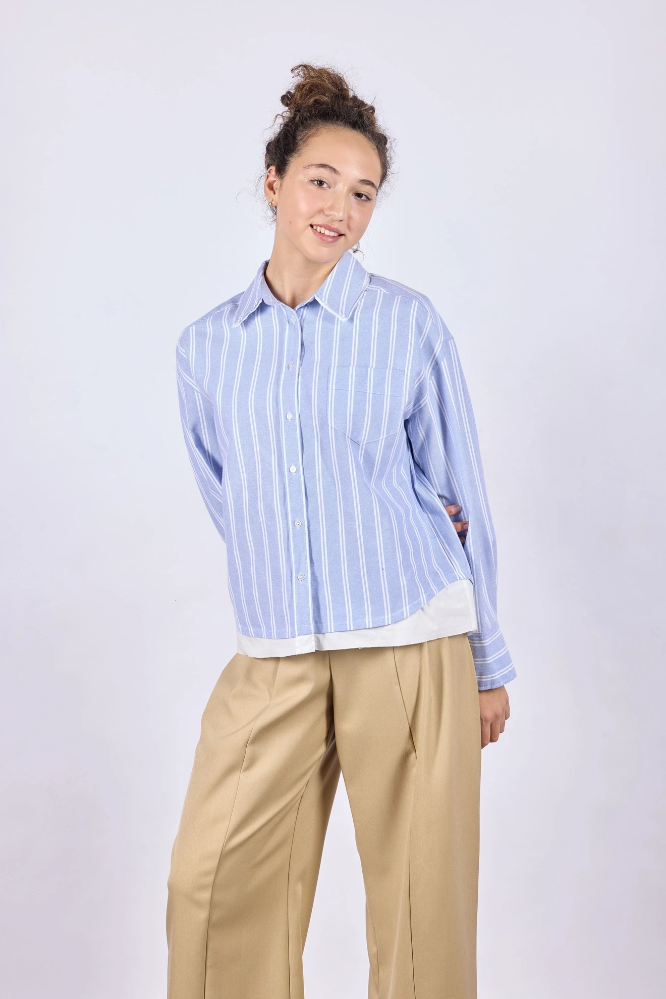 Рубашка бело-синяя полоска для женщин 44101-48 66