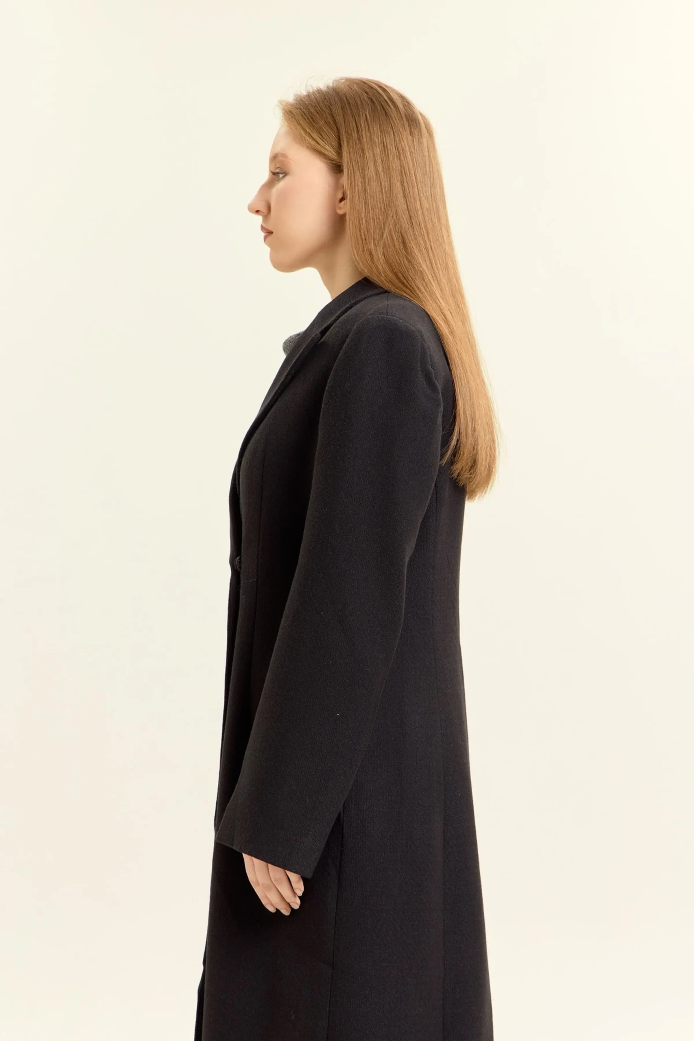 Пальто черный для женщин 47106-1 53