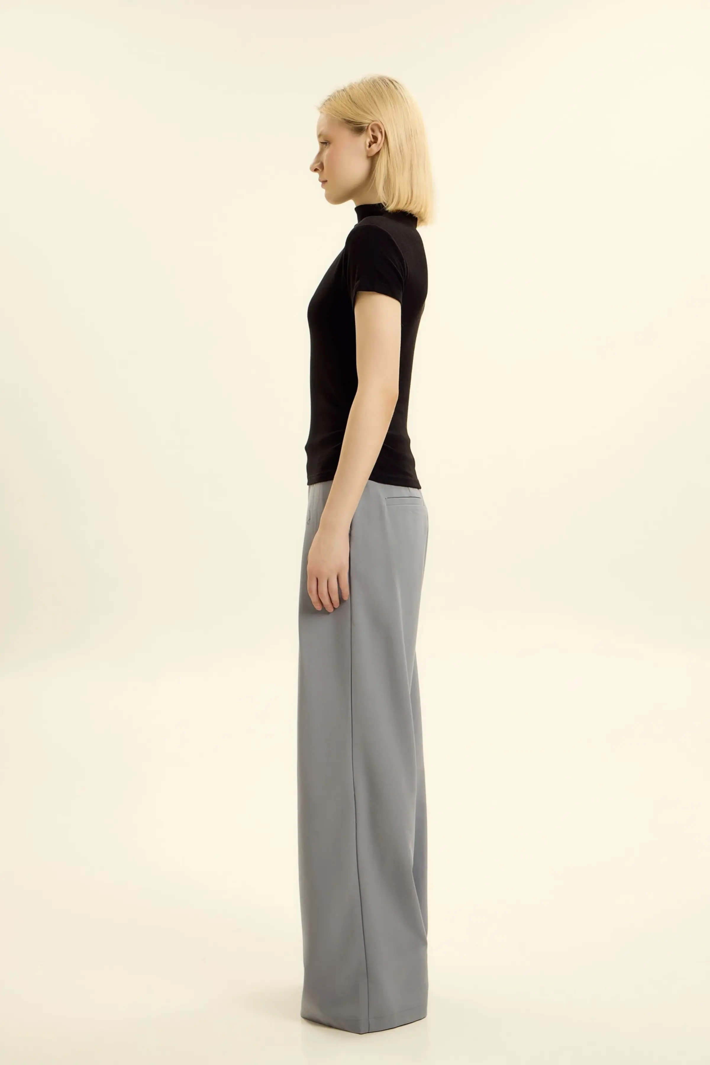 Лонгслив черный для женщин 46212-1 59