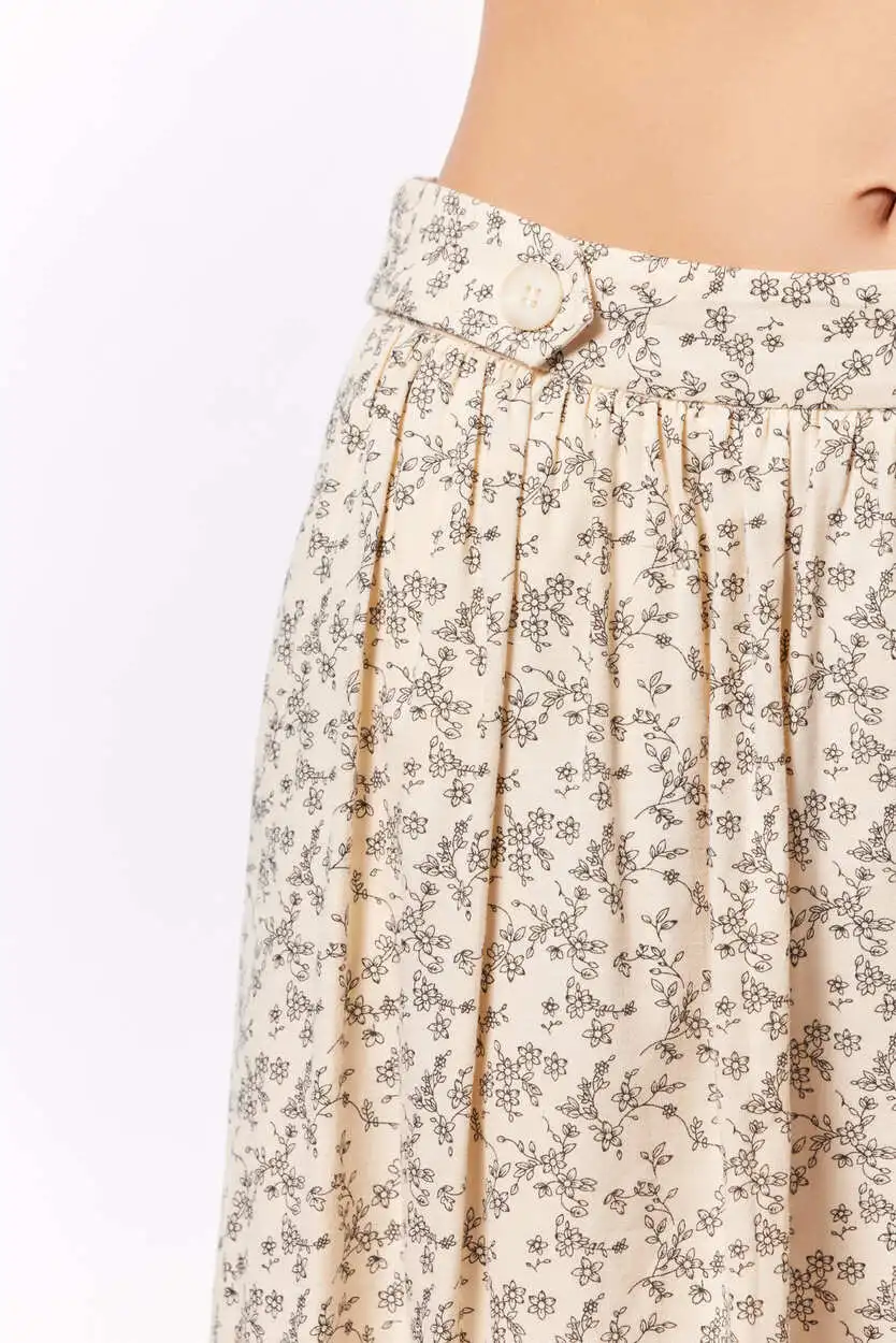 Юбка белый в цветочек для женщин 44214-134 52