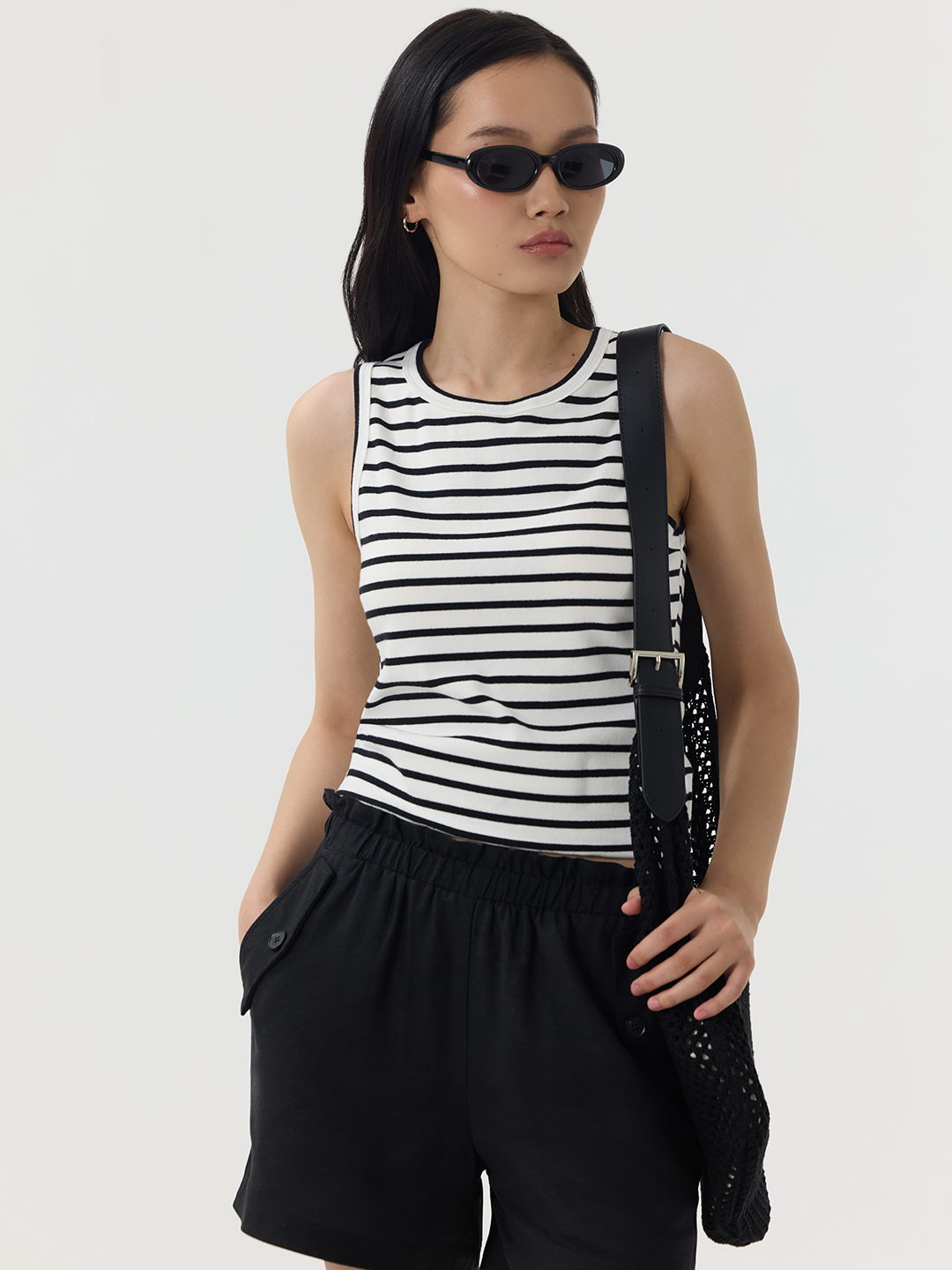 Топ бело-черная полоска для женщин 49178-46 46