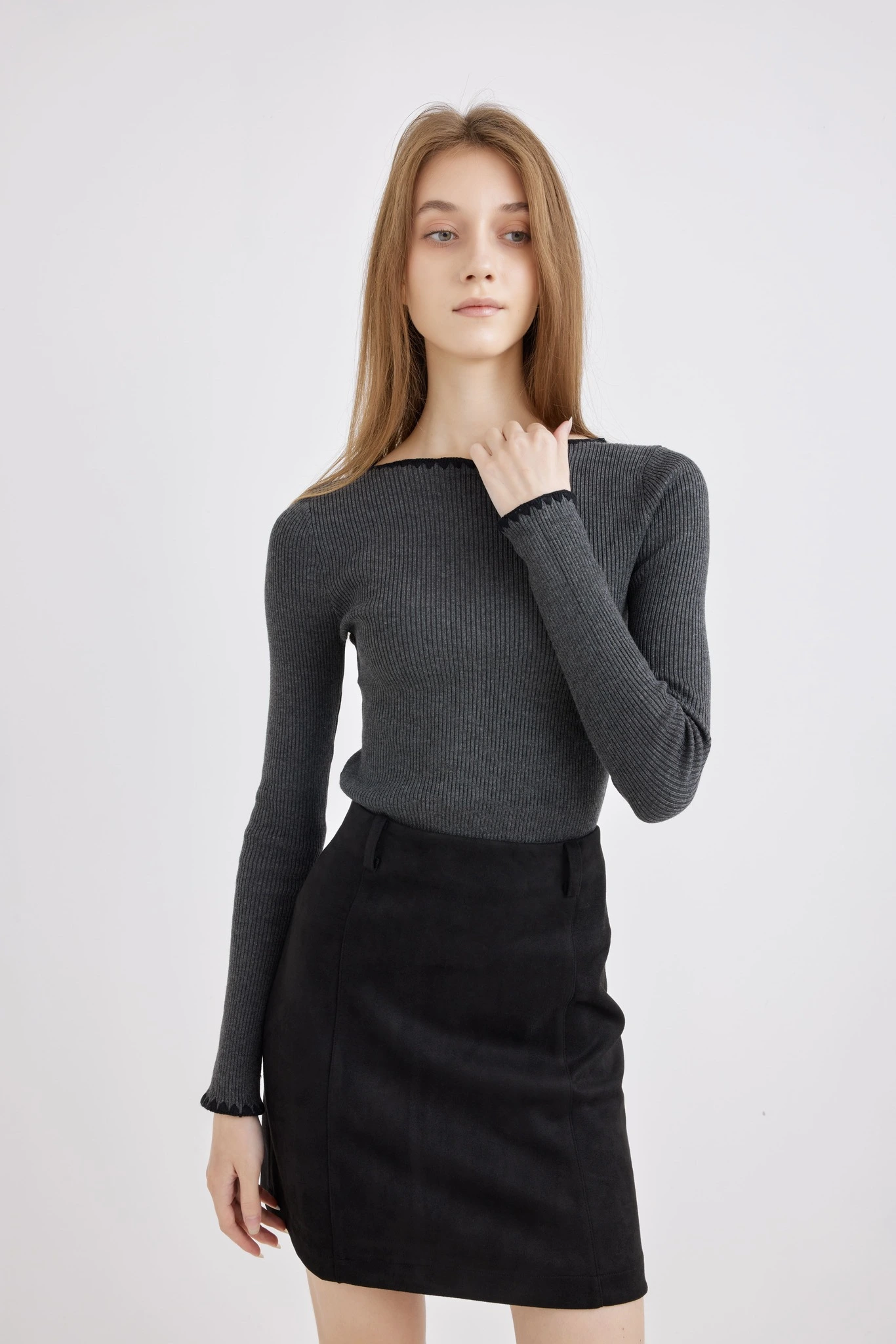 Джемпер темно-серый для женщин 42222-12 60