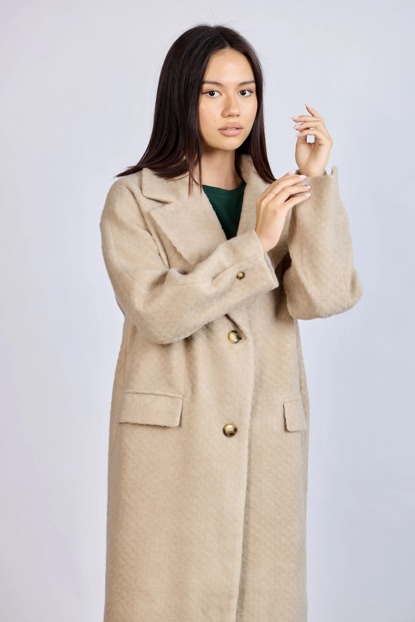 Пальто бежевый для женщин 43416-15 53