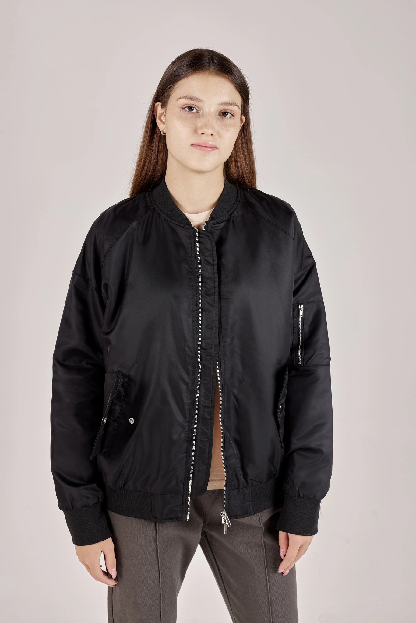 Бомбер черный для женщин 351/431/30231-1 70