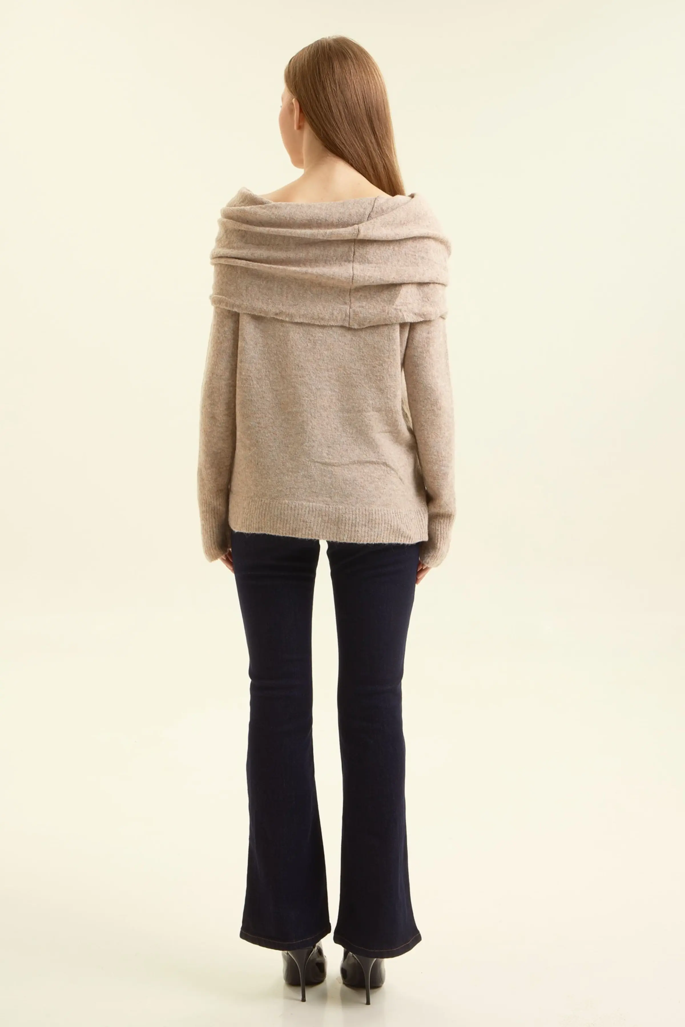 Свитер коричневый для женщин 47200-13 65