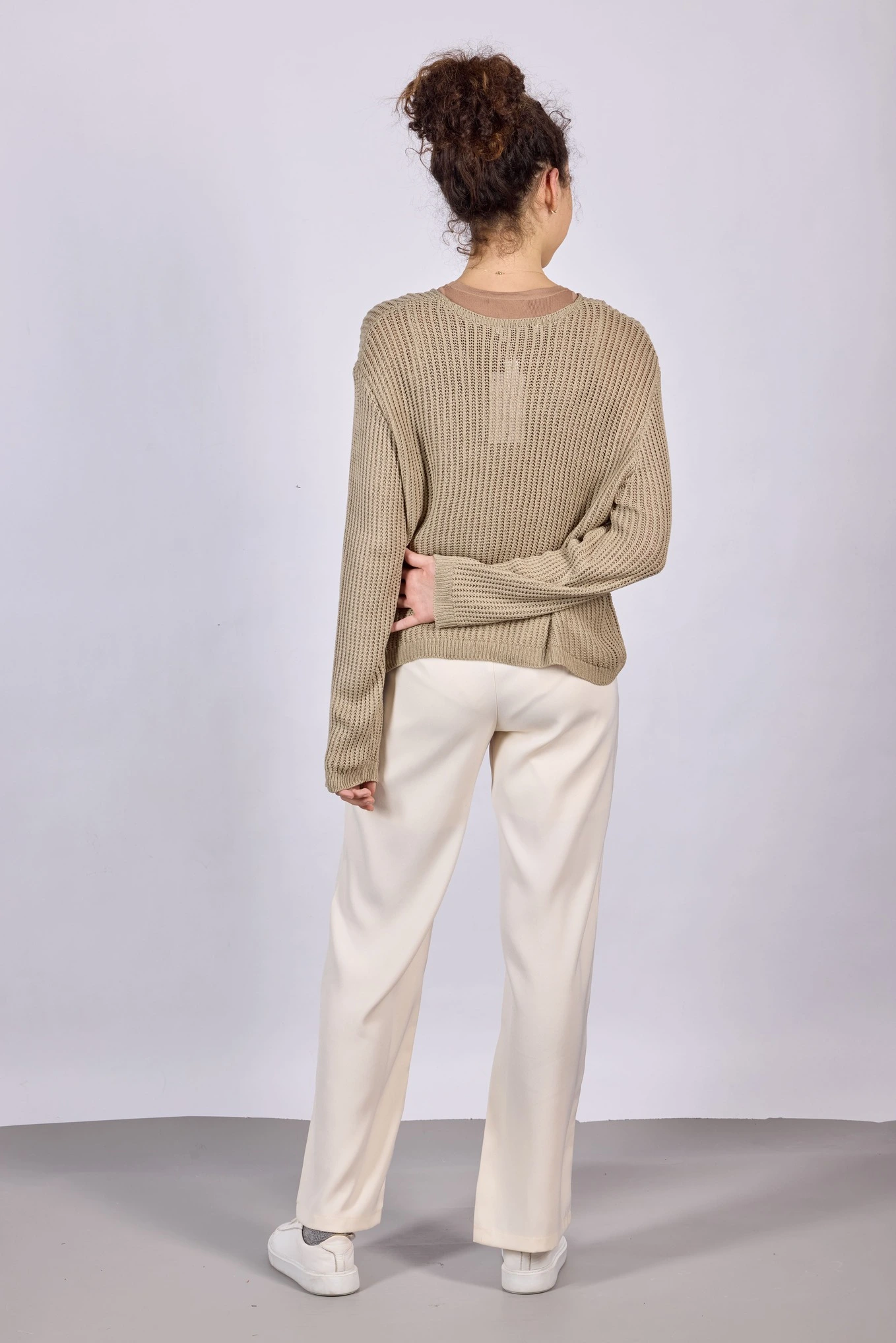 Джемпер бежевый для женщин 44109-15 60