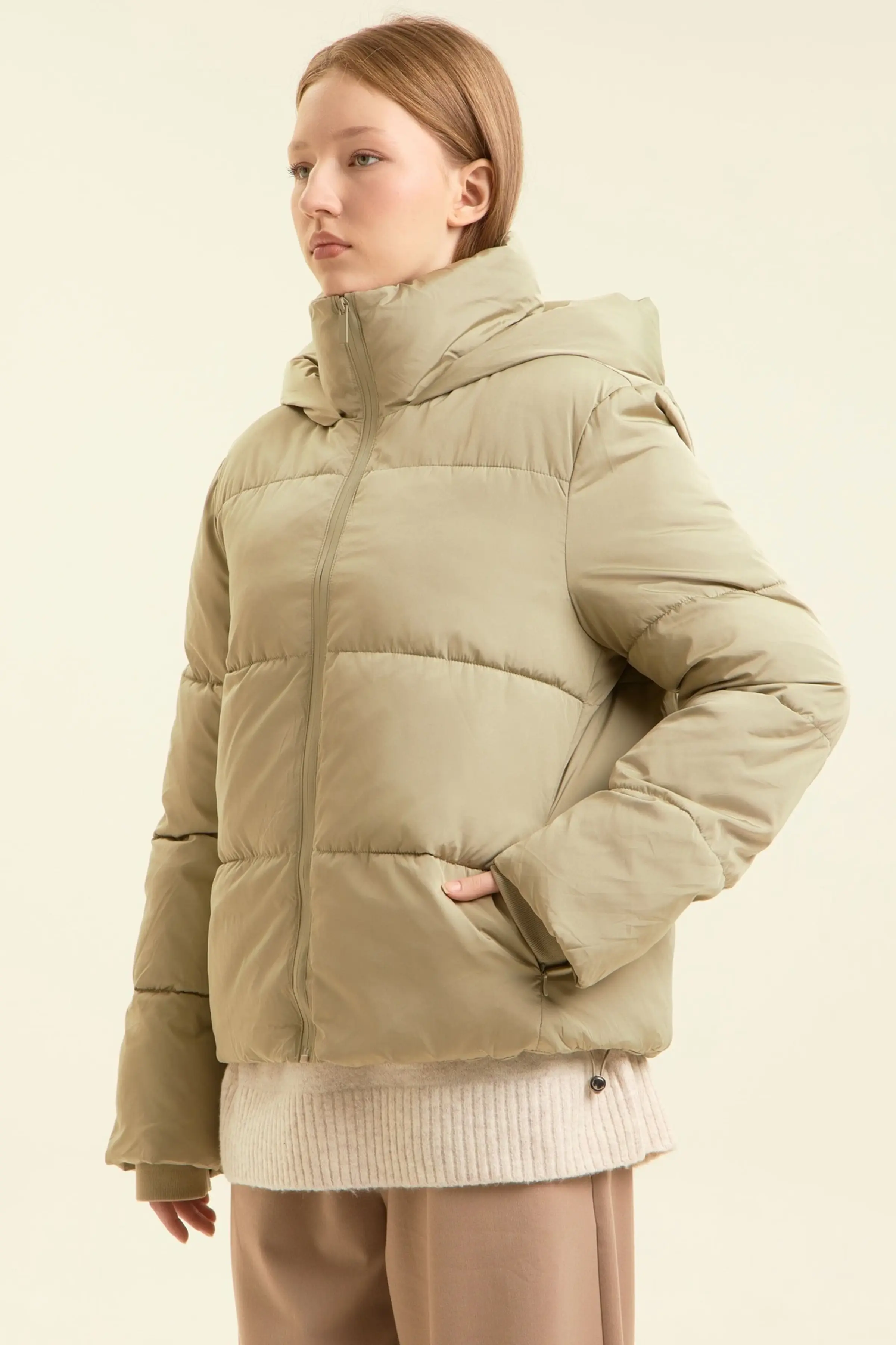 Куртка хаки для женщин 47127-14 47