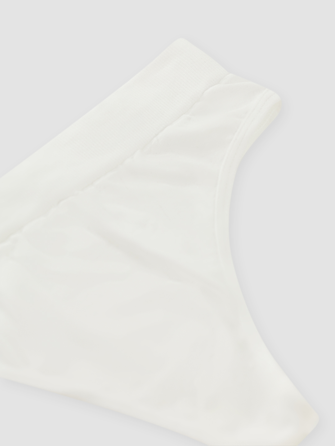 Трусы белый для женщин U48-187-4 19