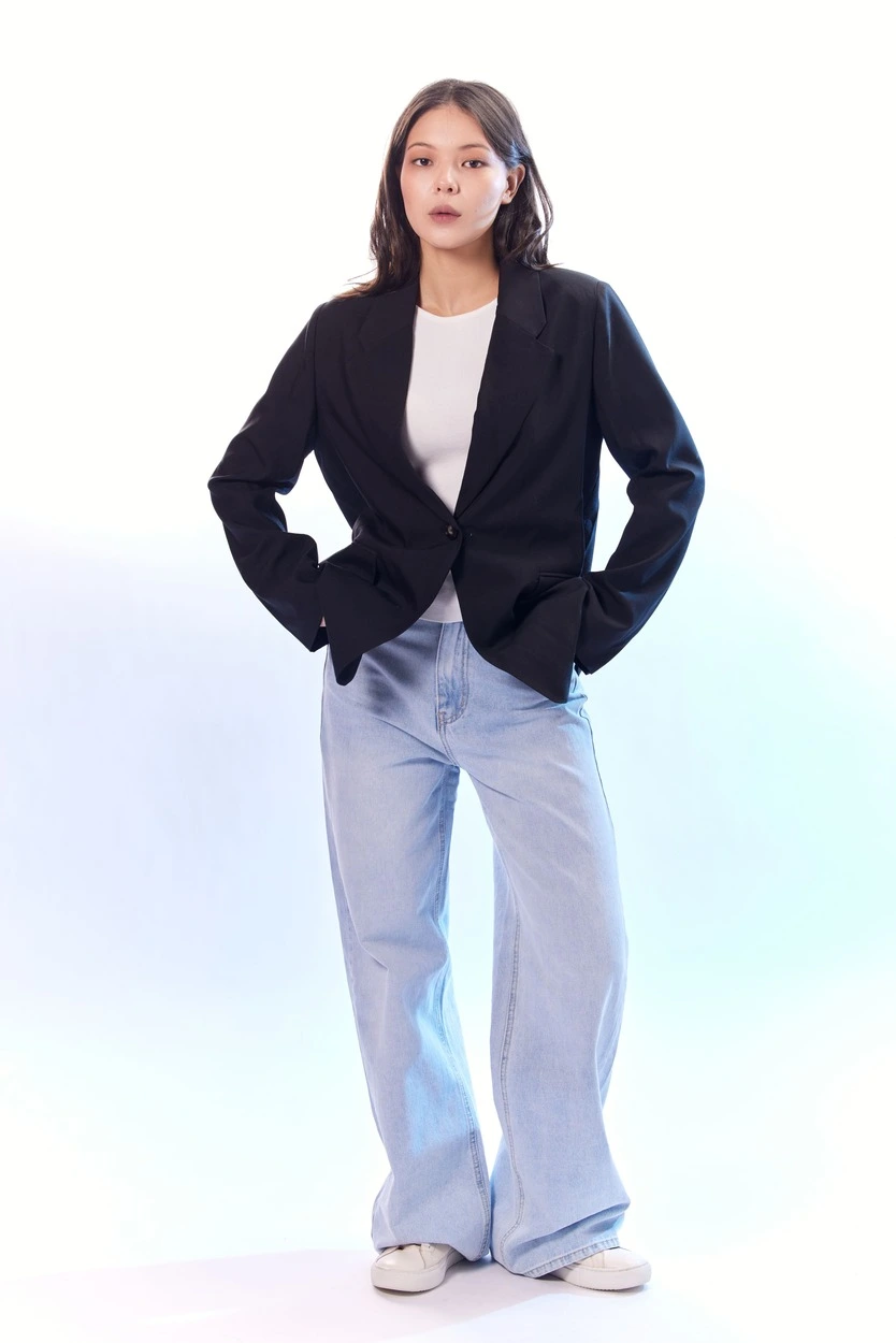 Жакет черный для женщин 44165-1 64