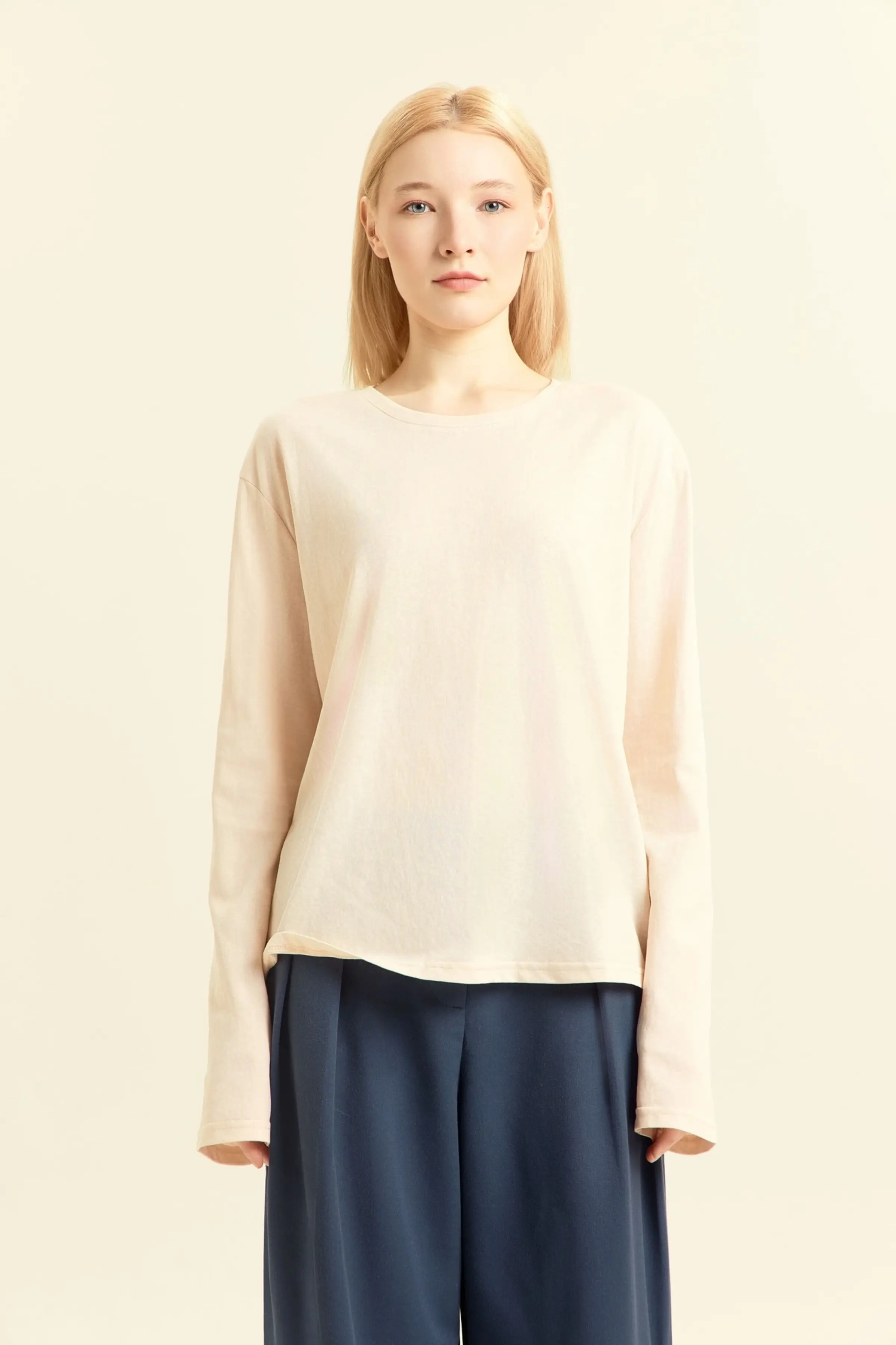 Лонгслив бежевый для женщин 46199-15 59